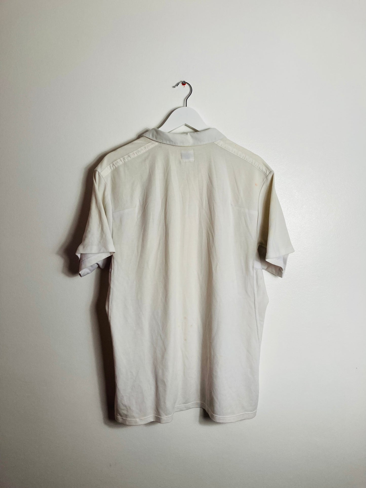 England home football shirt 2010 XL