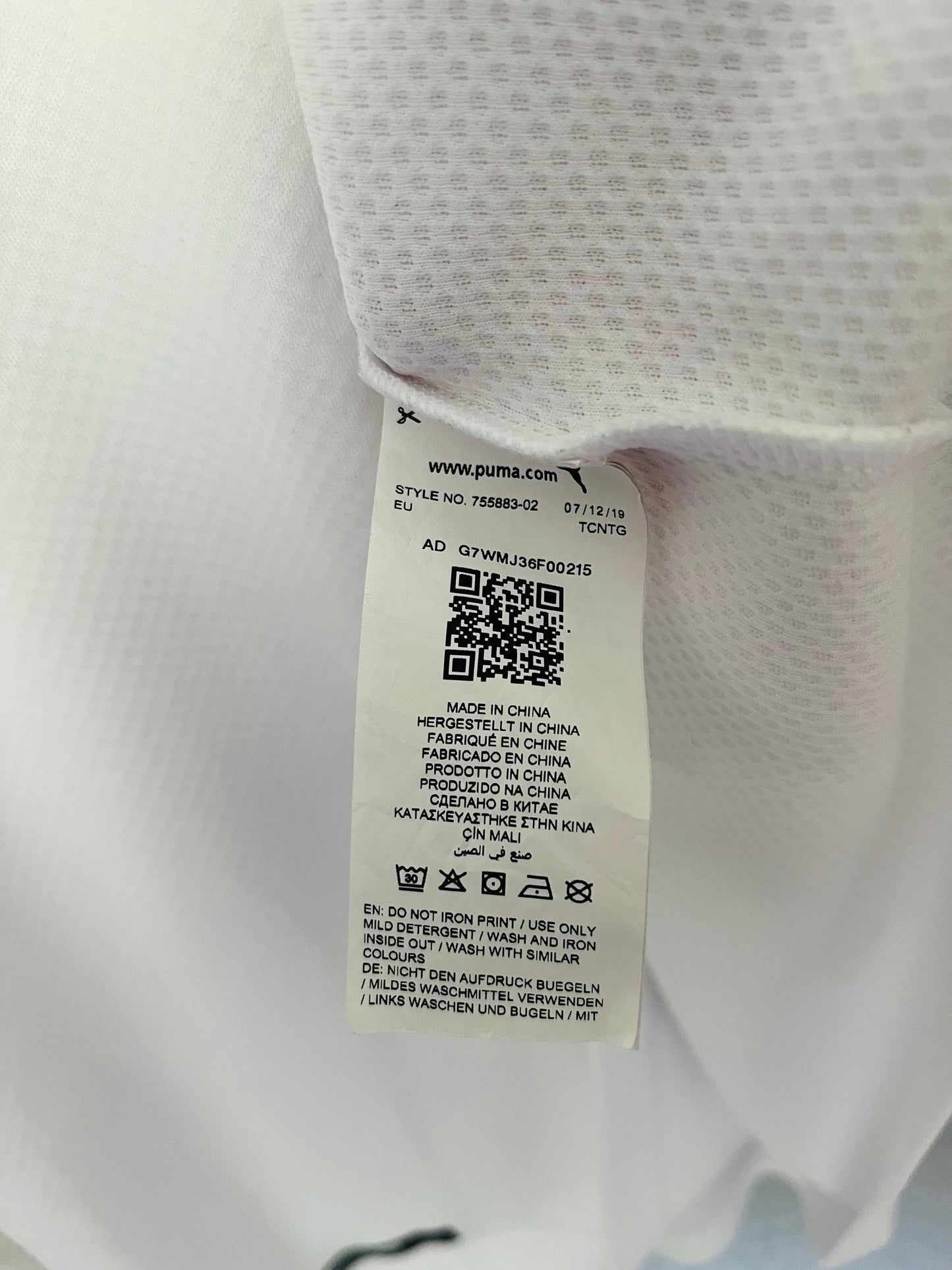 AC Milan away football shirt
2019/20 Zlatan XL