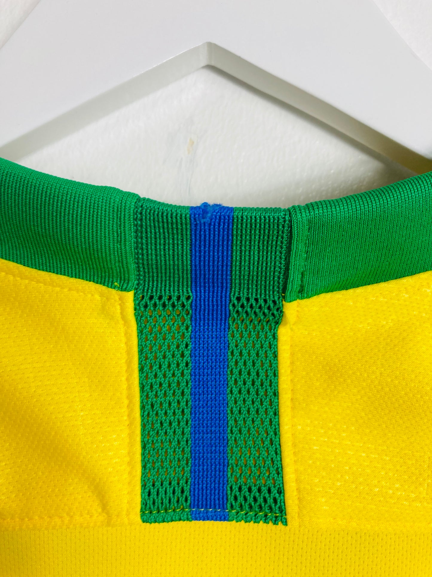 Brazil home football shirt W/C 2018 Neymar Jr XL