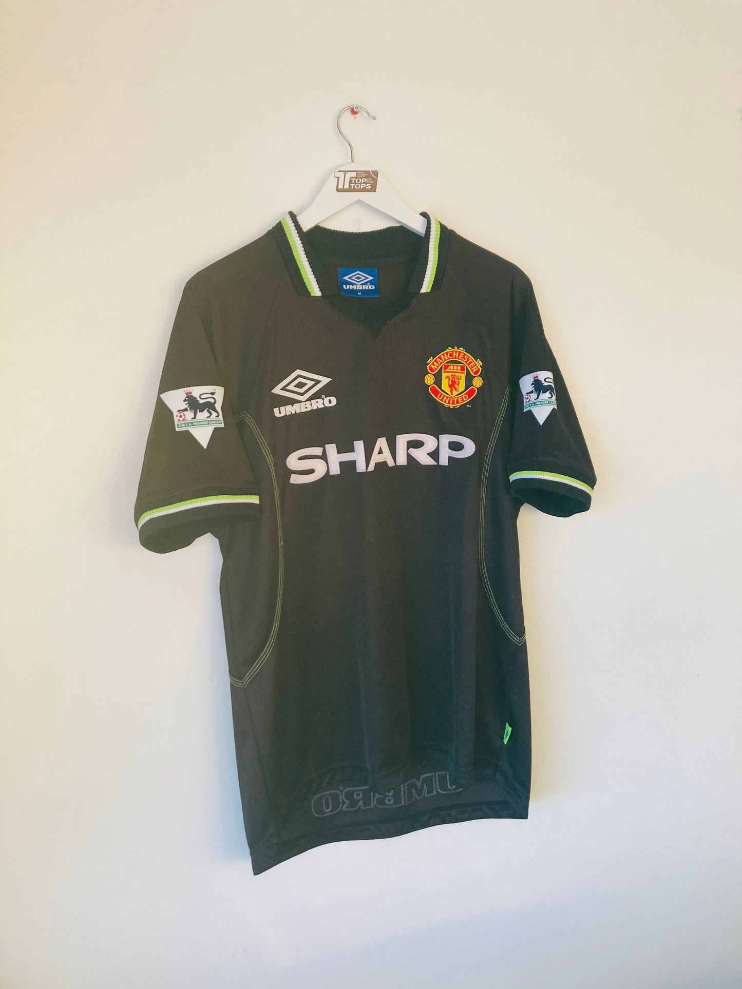 Manchester United third football shirt 1998/99 Beckham medium