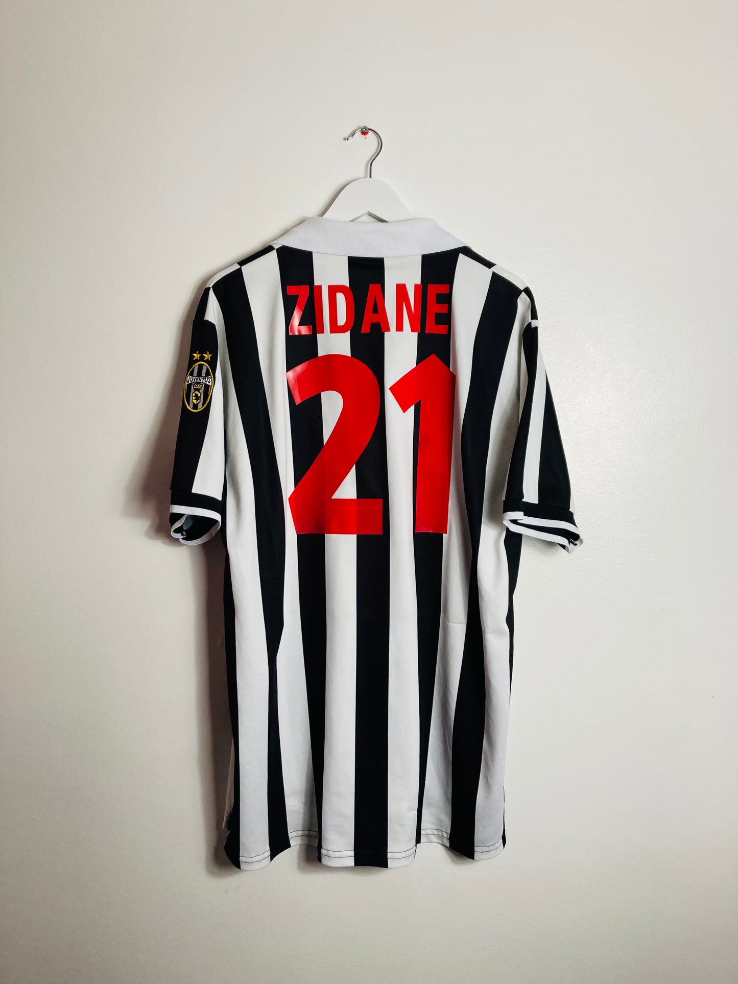 Juventus home football shirt 1998/99 Zidane XXL