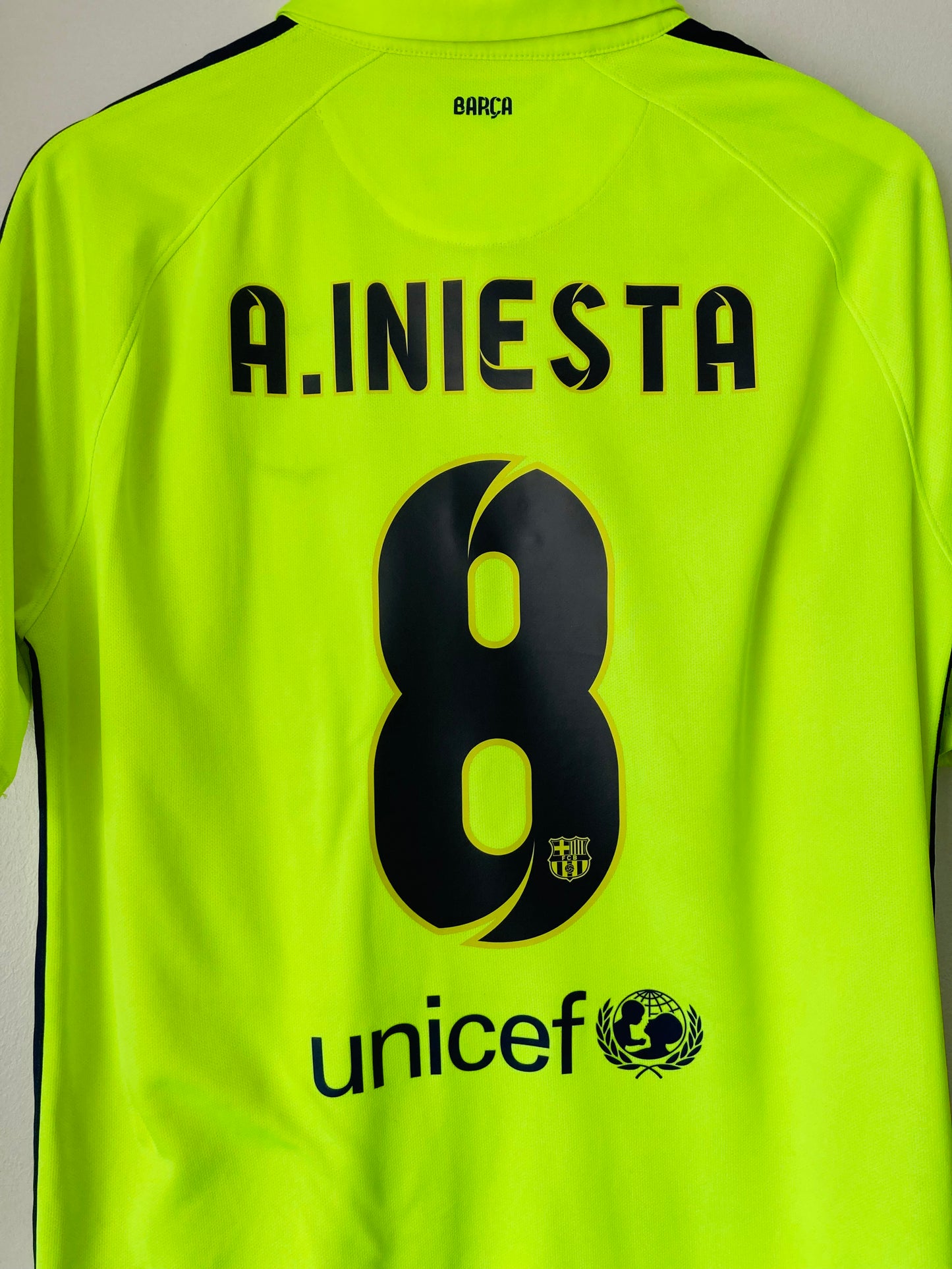 Barcelona third football shirt 2014/15 Iniesta Large