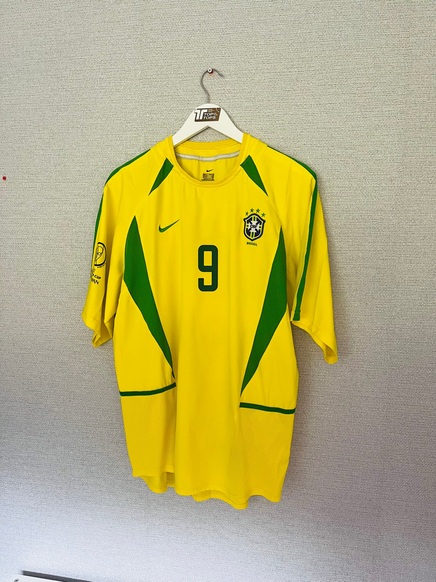 Brazil home football shirt            W/C 2002 R9 XL