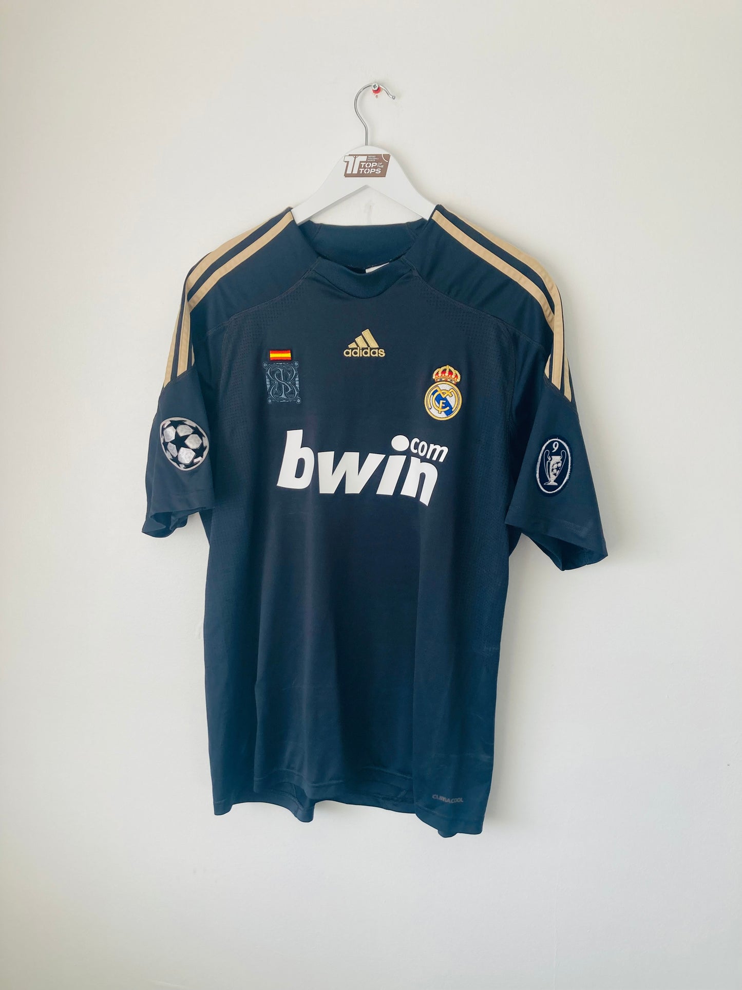 Real Madrid third football shirt (sample)
2009/10
Cristiano Ronaldo 9 Large