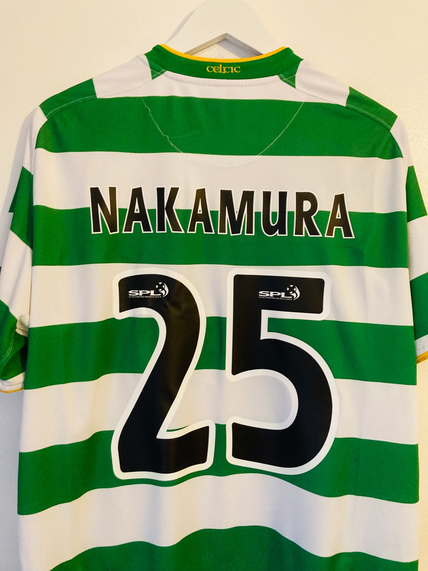 Glasgow Celtic home football shirt
2008/09 Nakamura Large