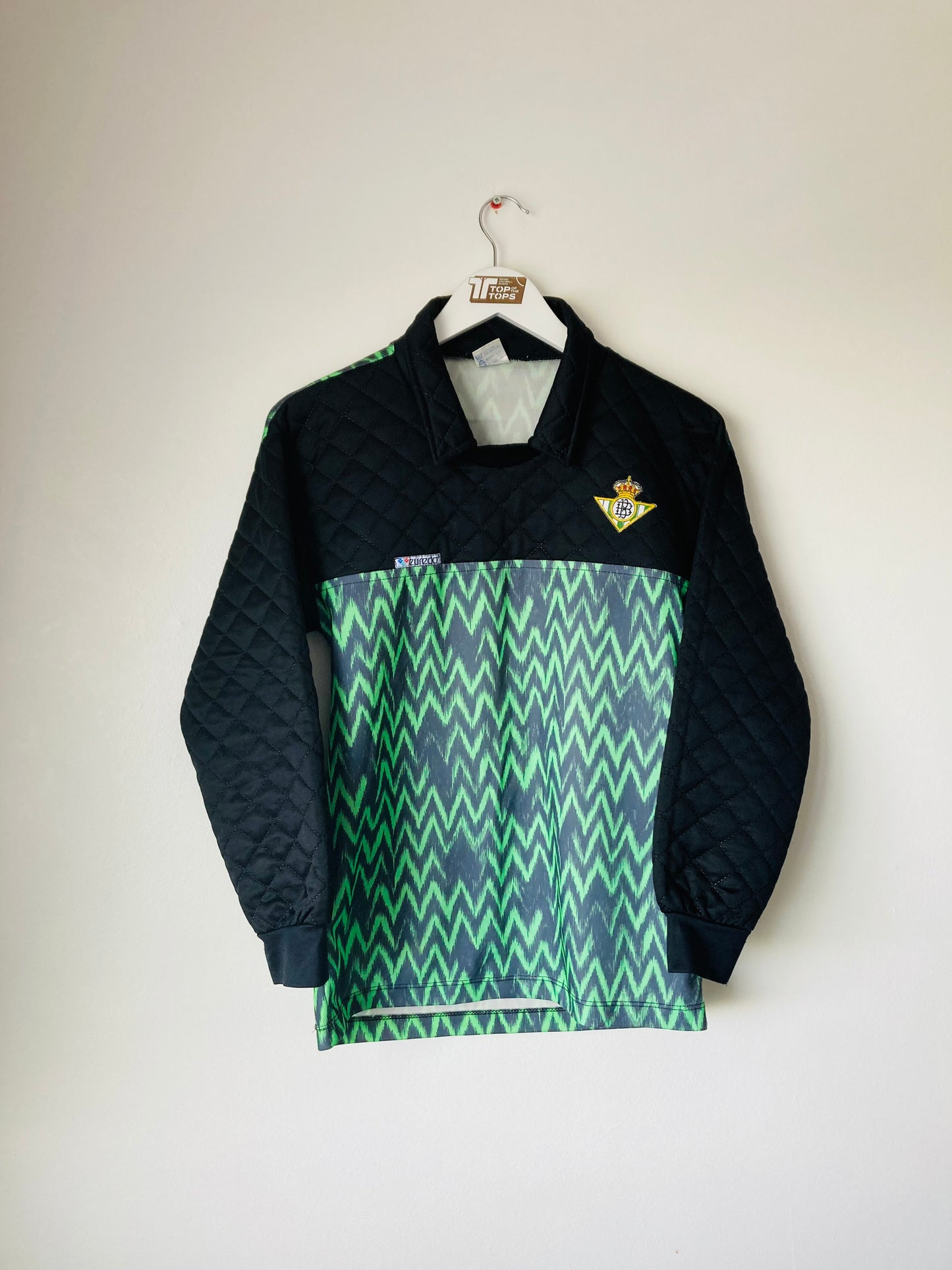 Real Betis goalkeeper football shirt 1990s Small