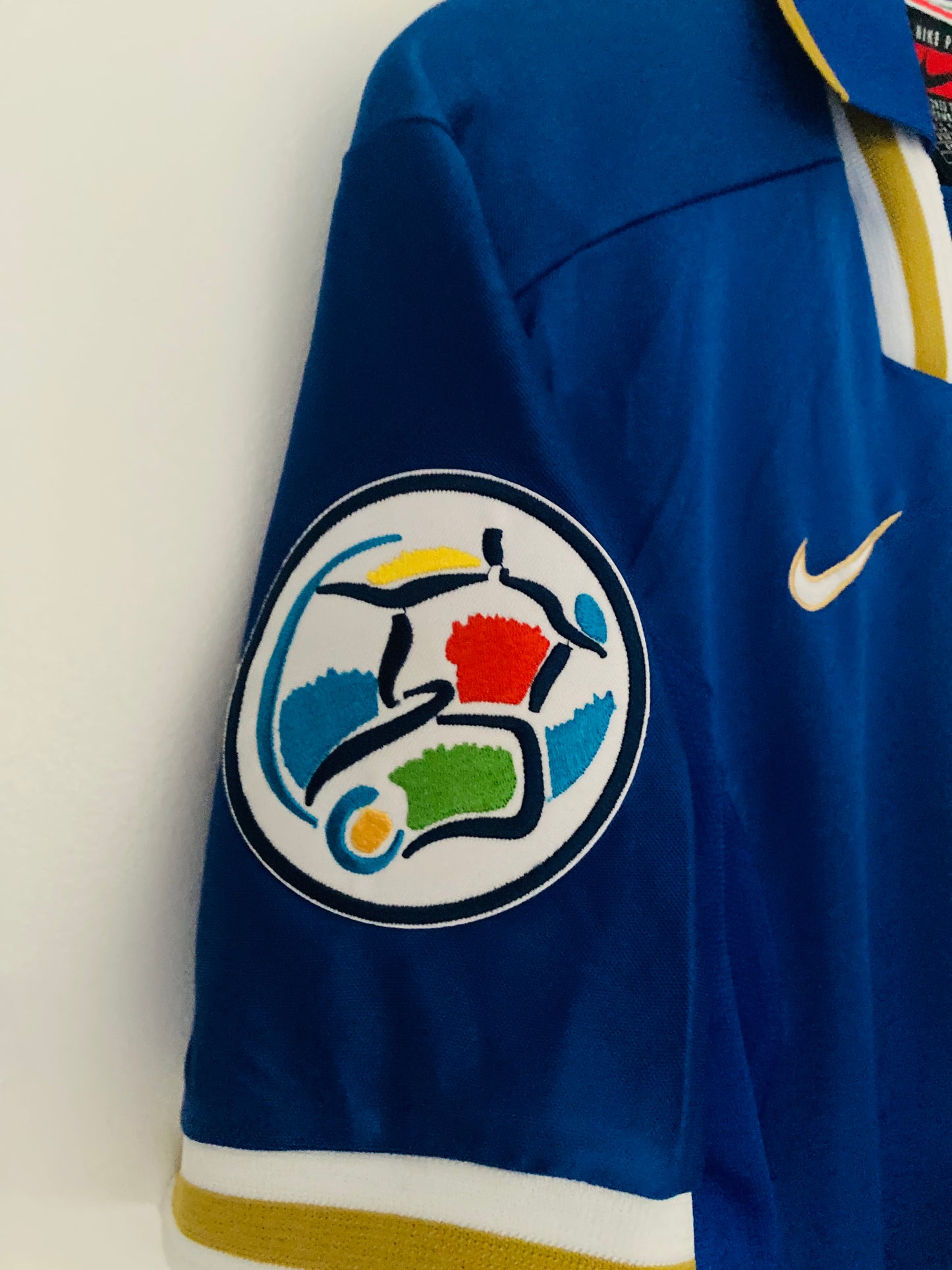 Italy home football shirt
Euro 1996 Zola medium