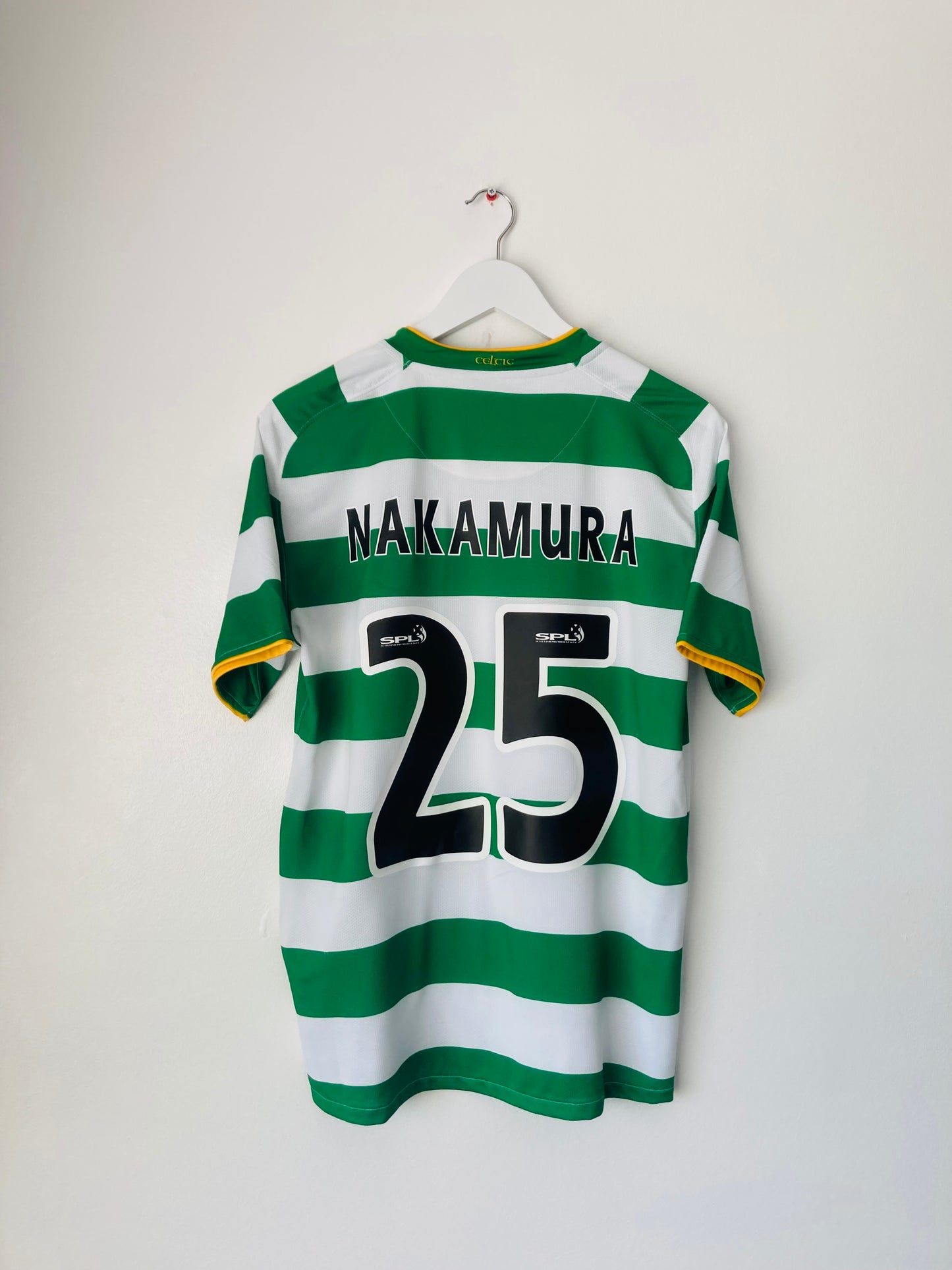 Celtic home football shirt
2008/09 Nakamura Small