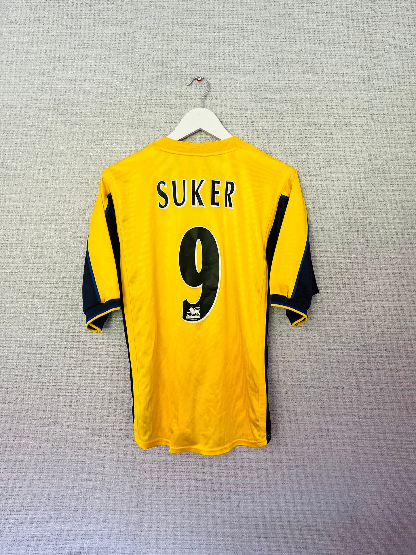 Arsenal away football shirt 2000/01 Suker Medium