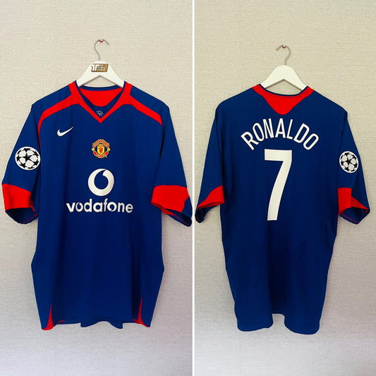 Manchester United away football shirt 2005/06 CR7 XL