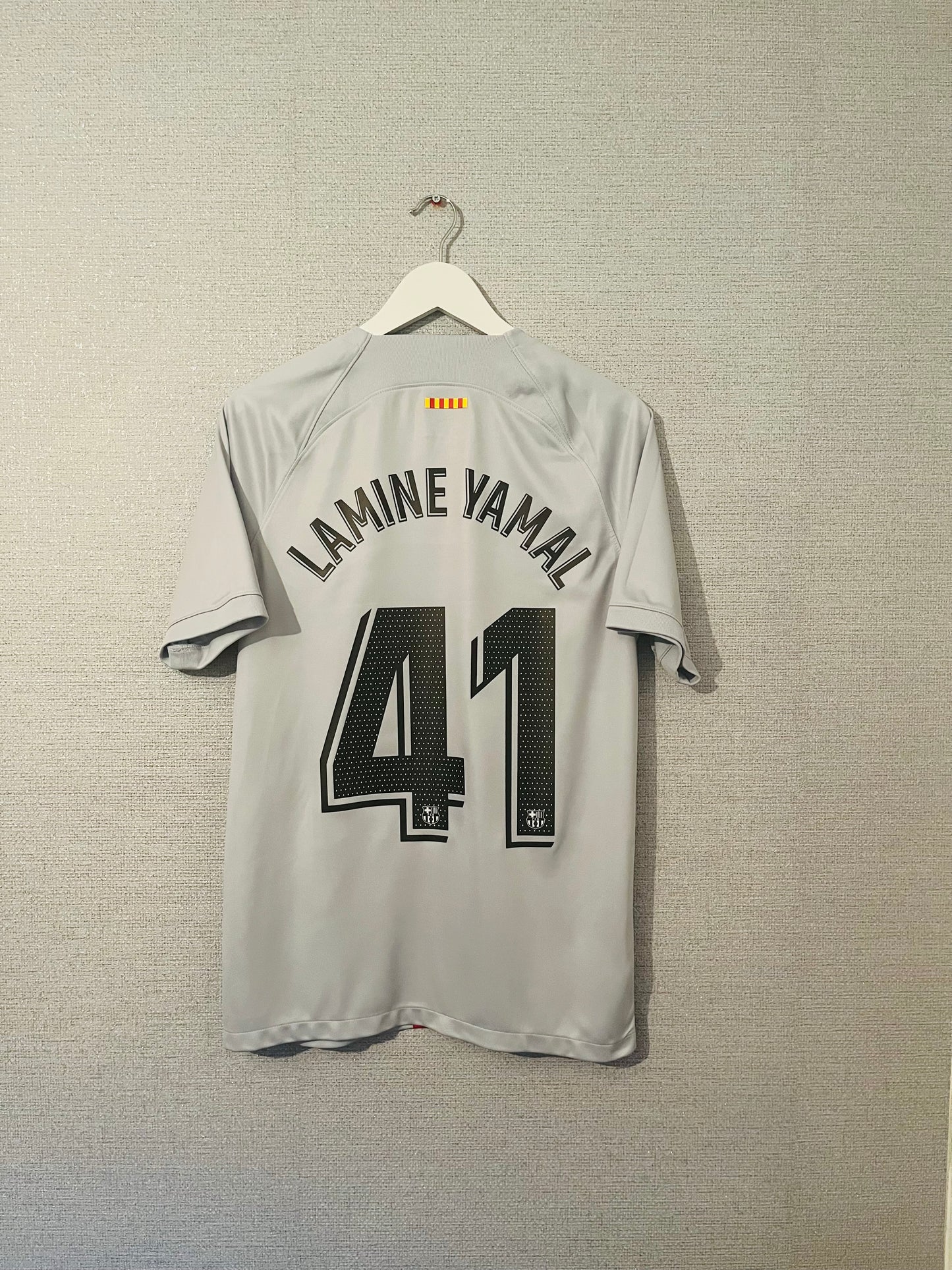 Barcelona third football shirt 2022/23 Lamine Yamal Medium