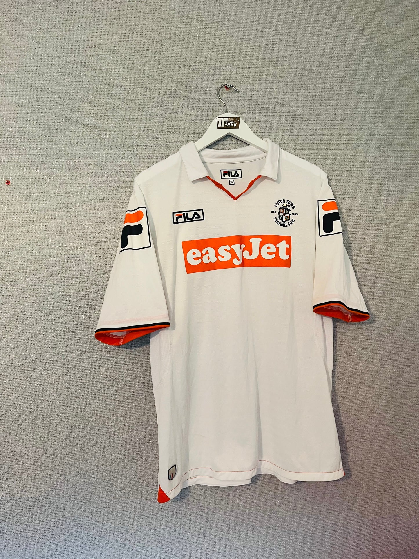 Luton Town third football shirt
2014/15 Large