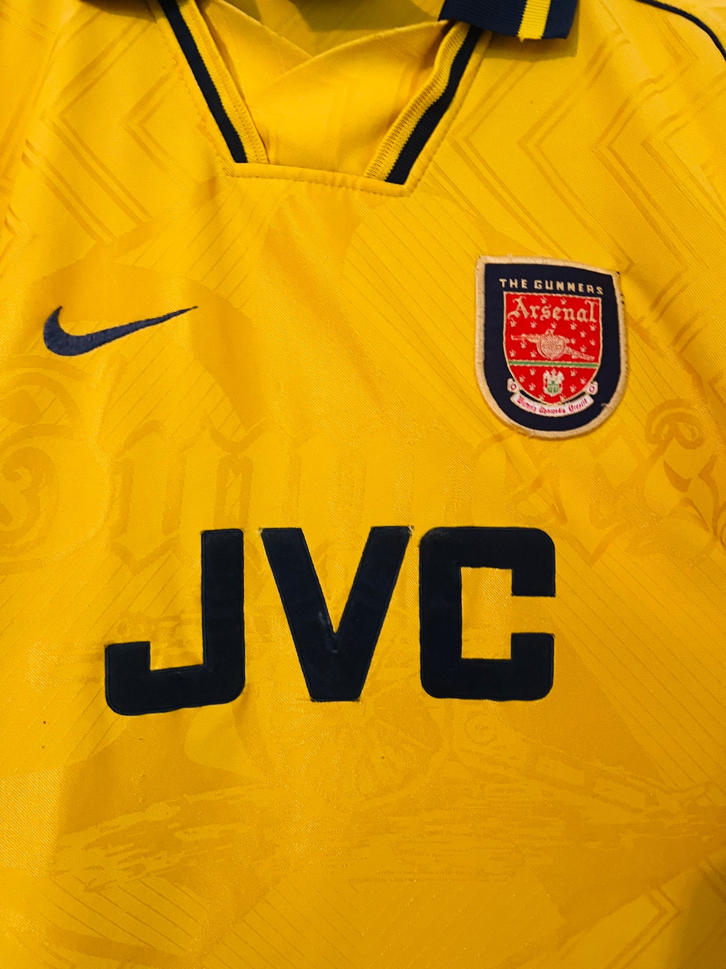 Arsenal away football shirt
1996/97 Wright Large