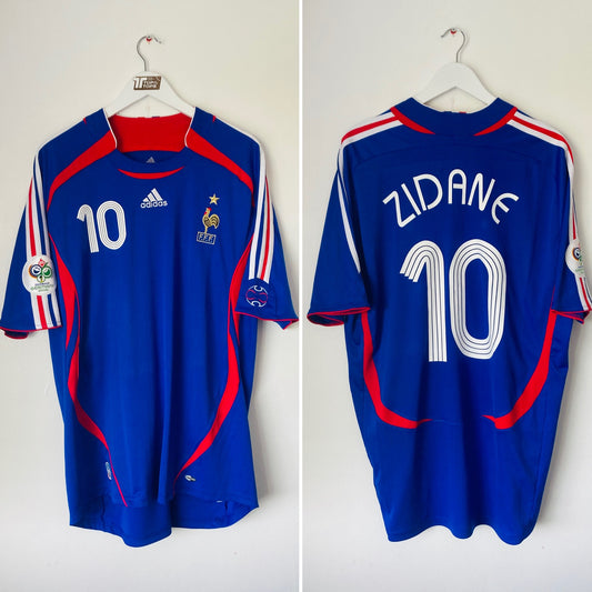France home football shirt
W/C 2006 Zidane XXL