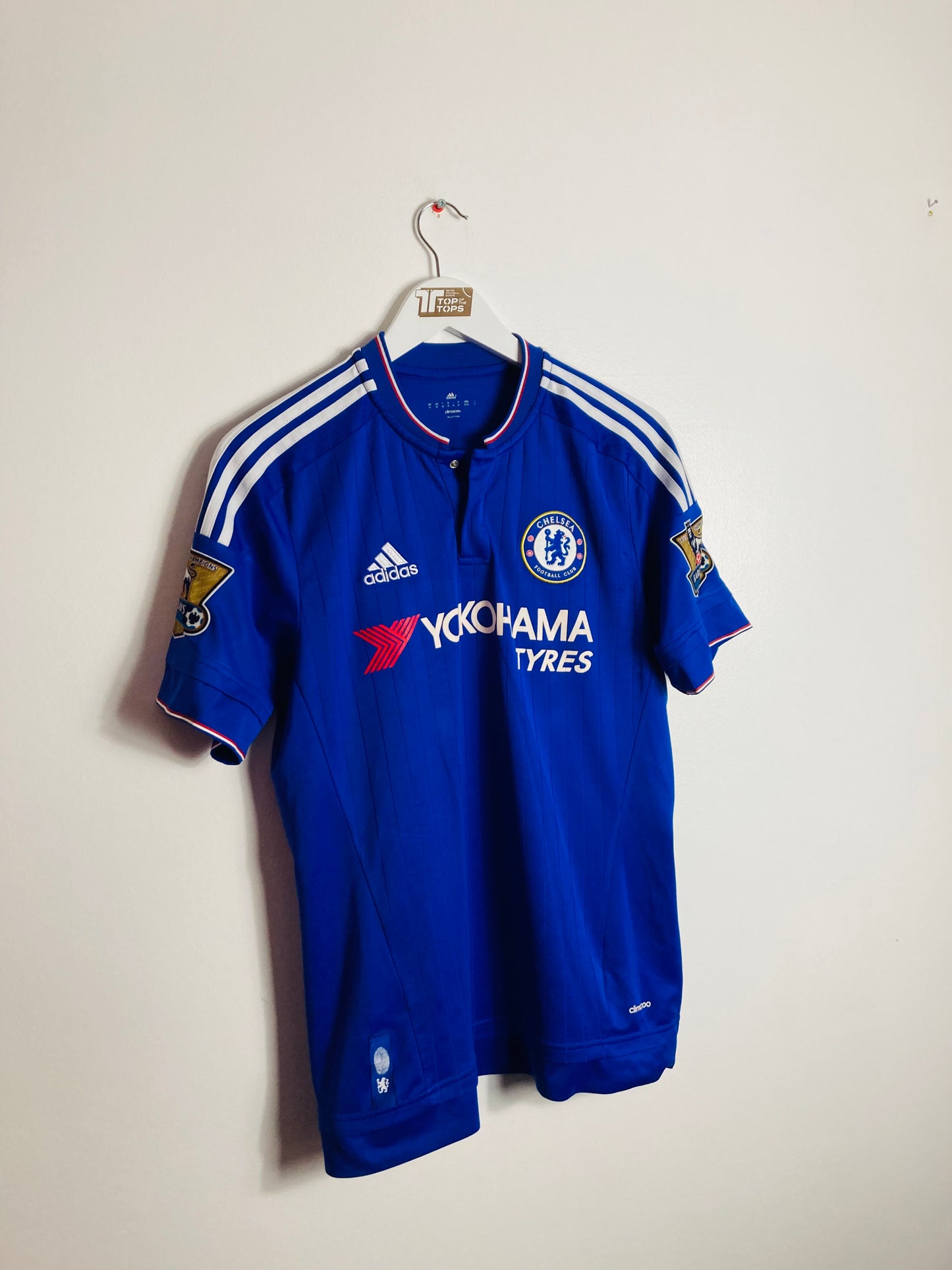 Chelsea home football shirt 2015/16 Hazard medium