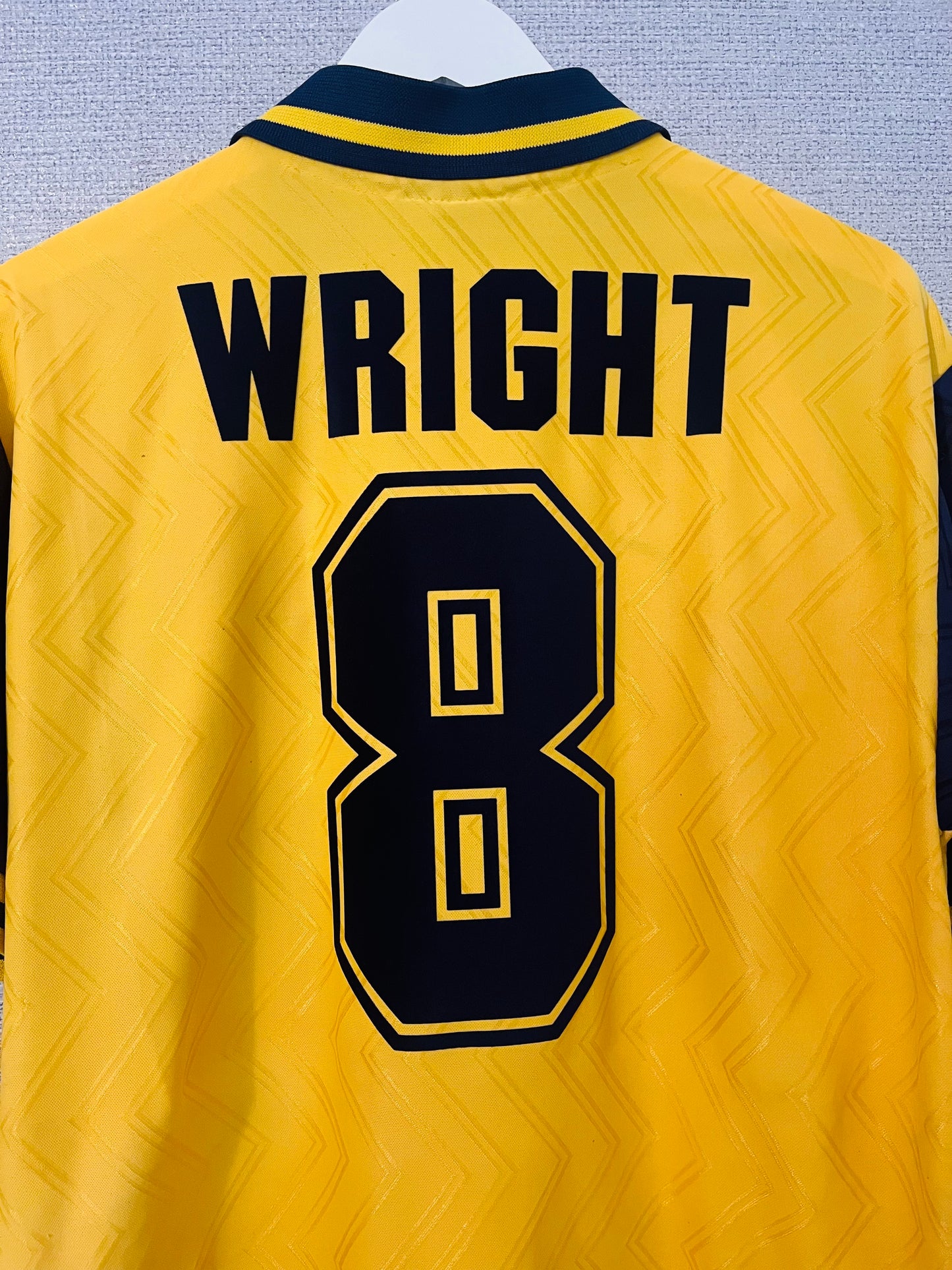 Arsenal away football shirt
1996/97 Wright Large