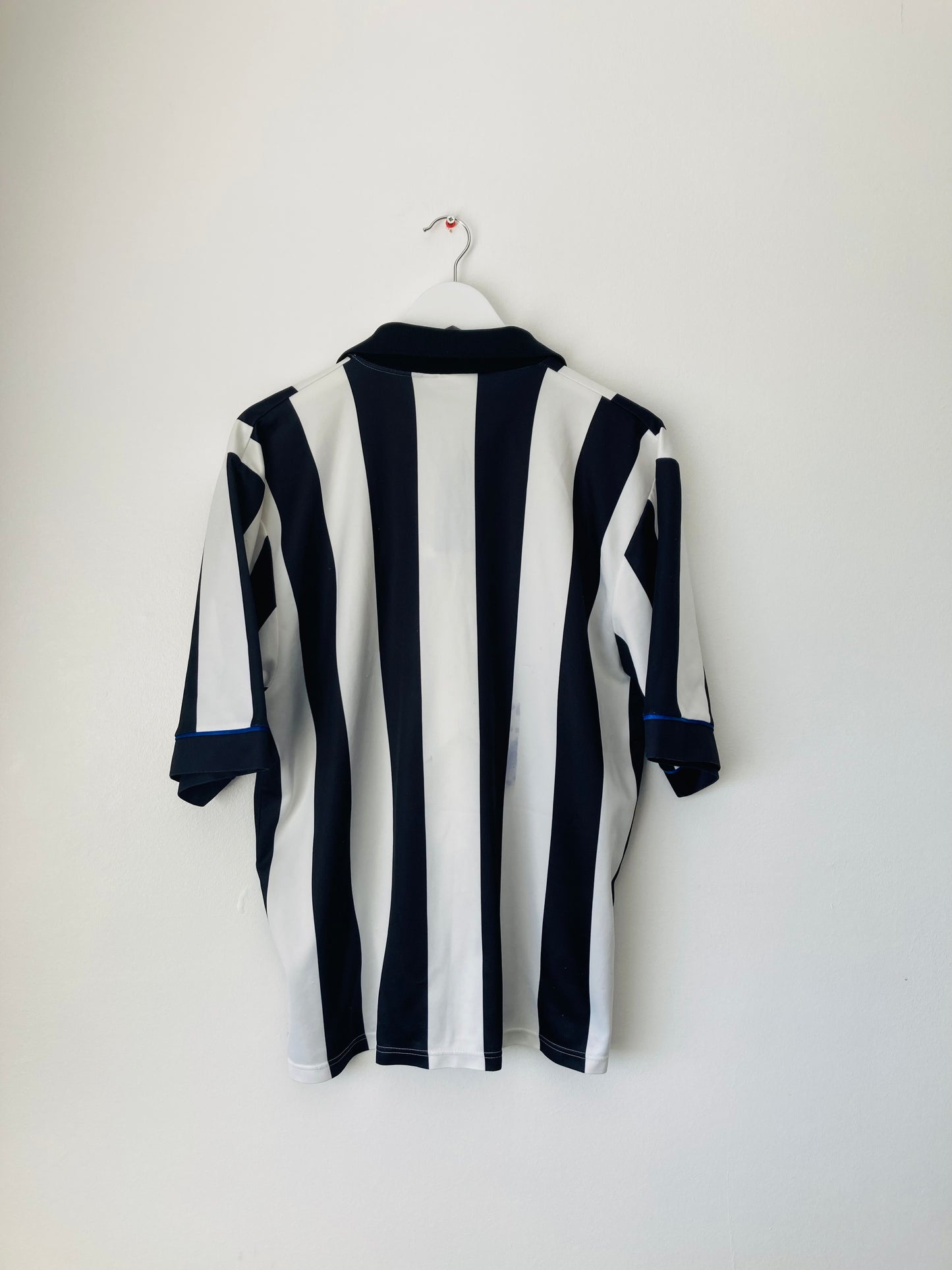 Newcastle United home football shirt
1993/95 XL