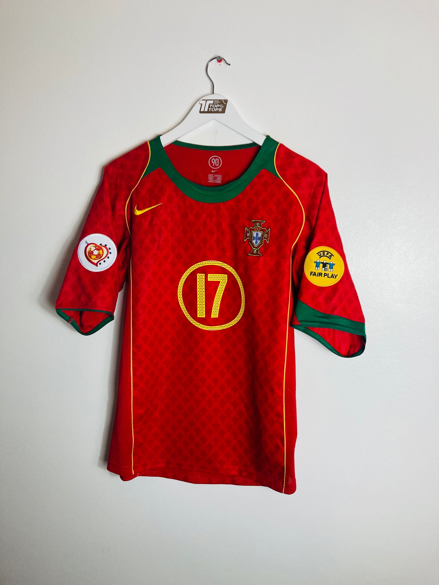 Portugal home football shirt Euro 2004 CR17 Medium
