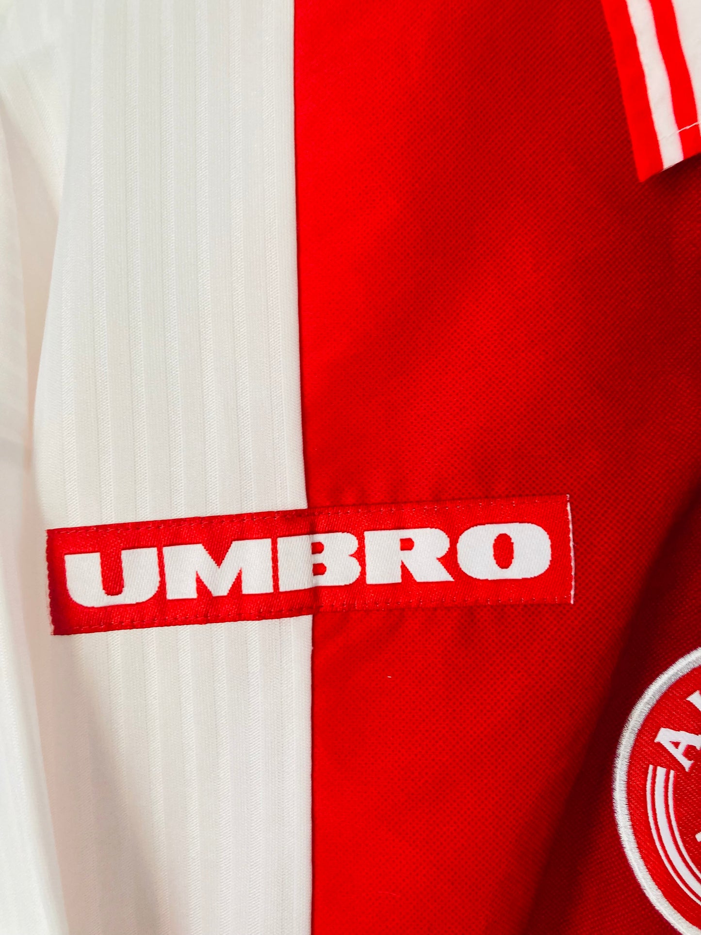 Ajax home football shirt
1997/98 M.Laudrup XL