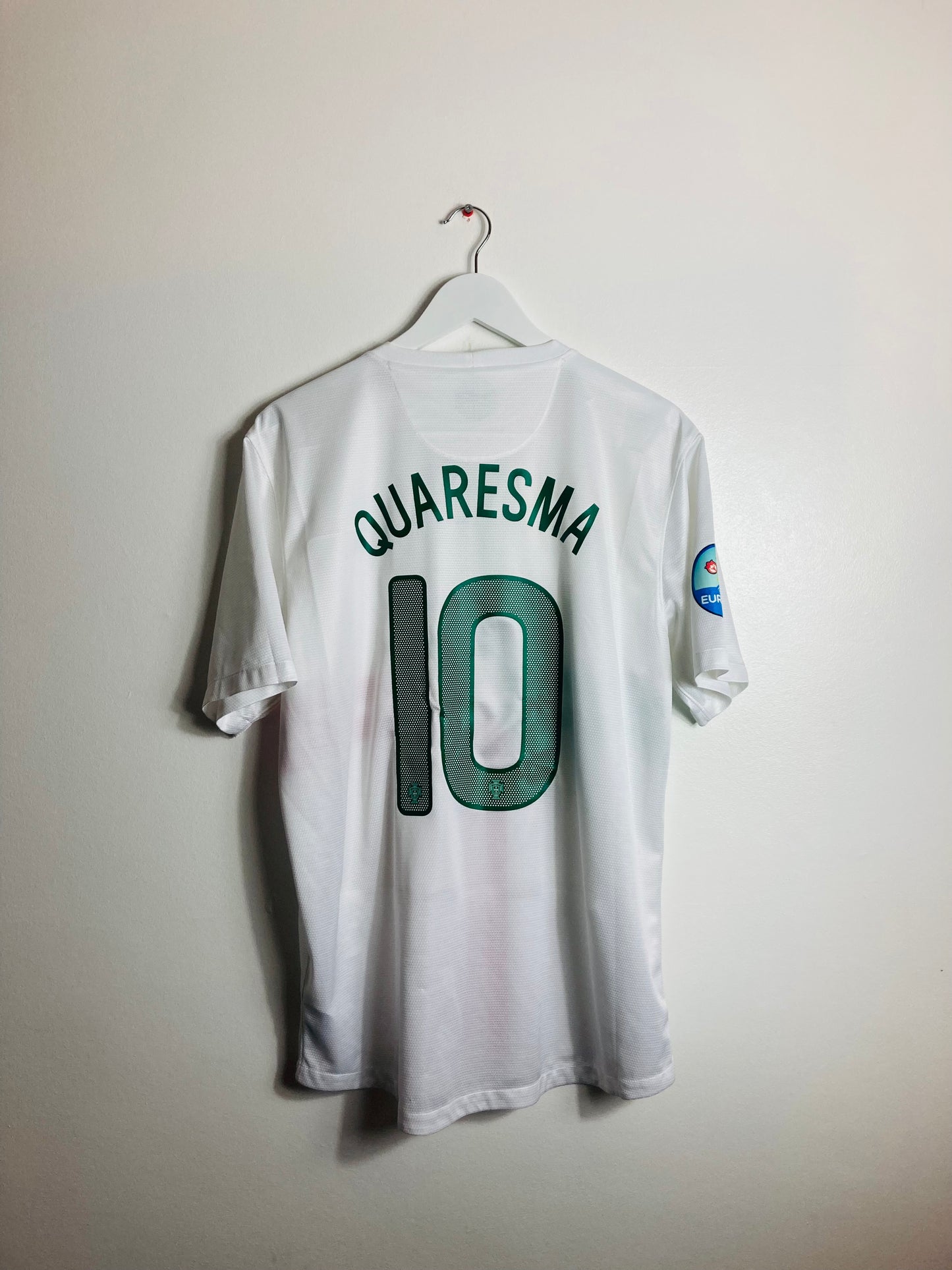 Portugal away football shirt Euro 2012
Quaresma Large