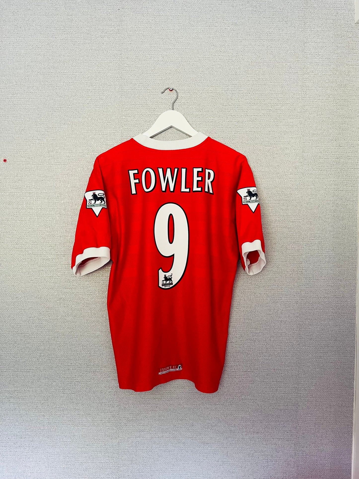 Liverpool home football shirt 1998/2000 Fowler Medium