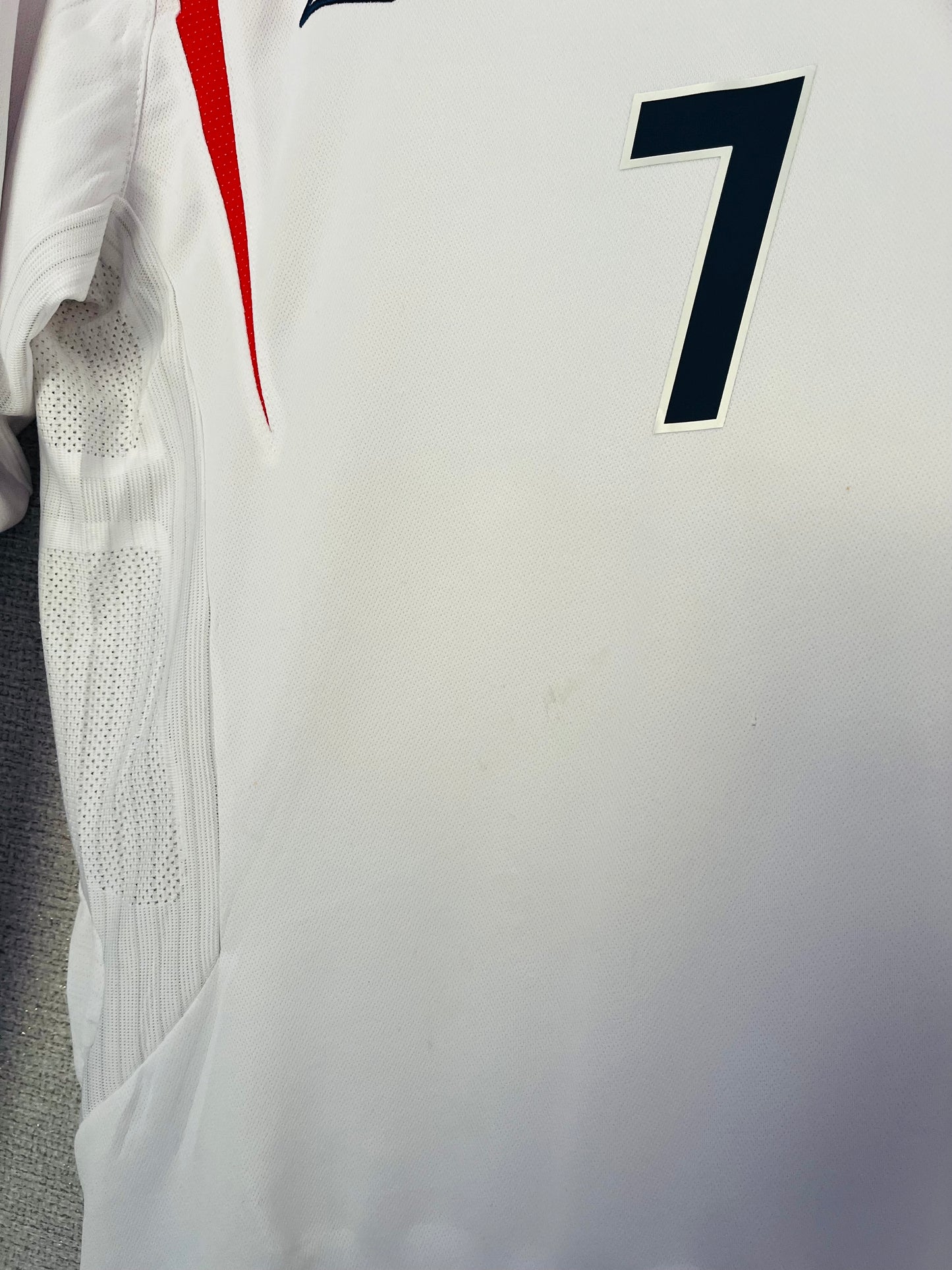 England home football shirt
W/C 2006 Beckham Medium