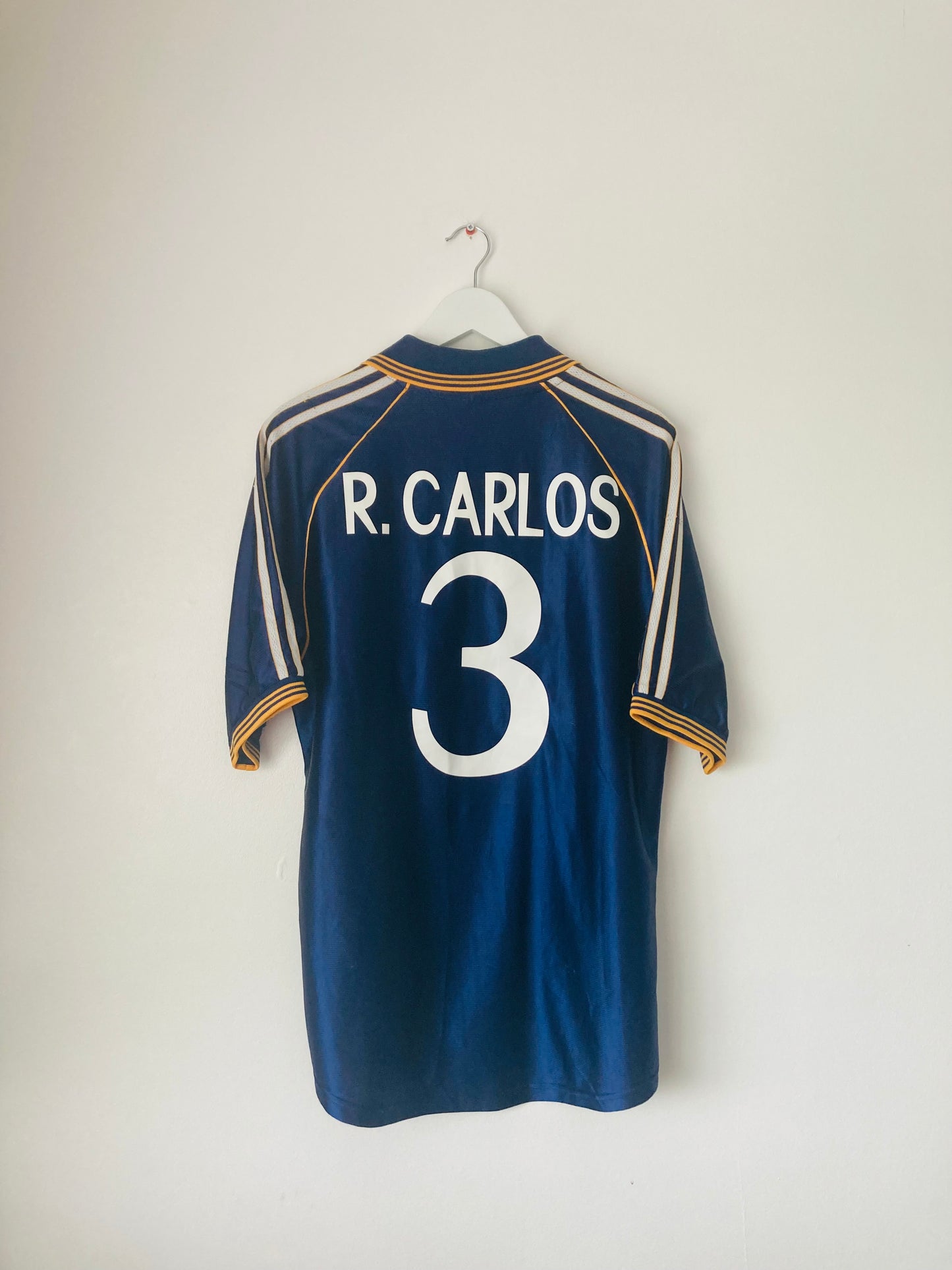 Real Madrid away football shirt 1998/99 Carlos Medium