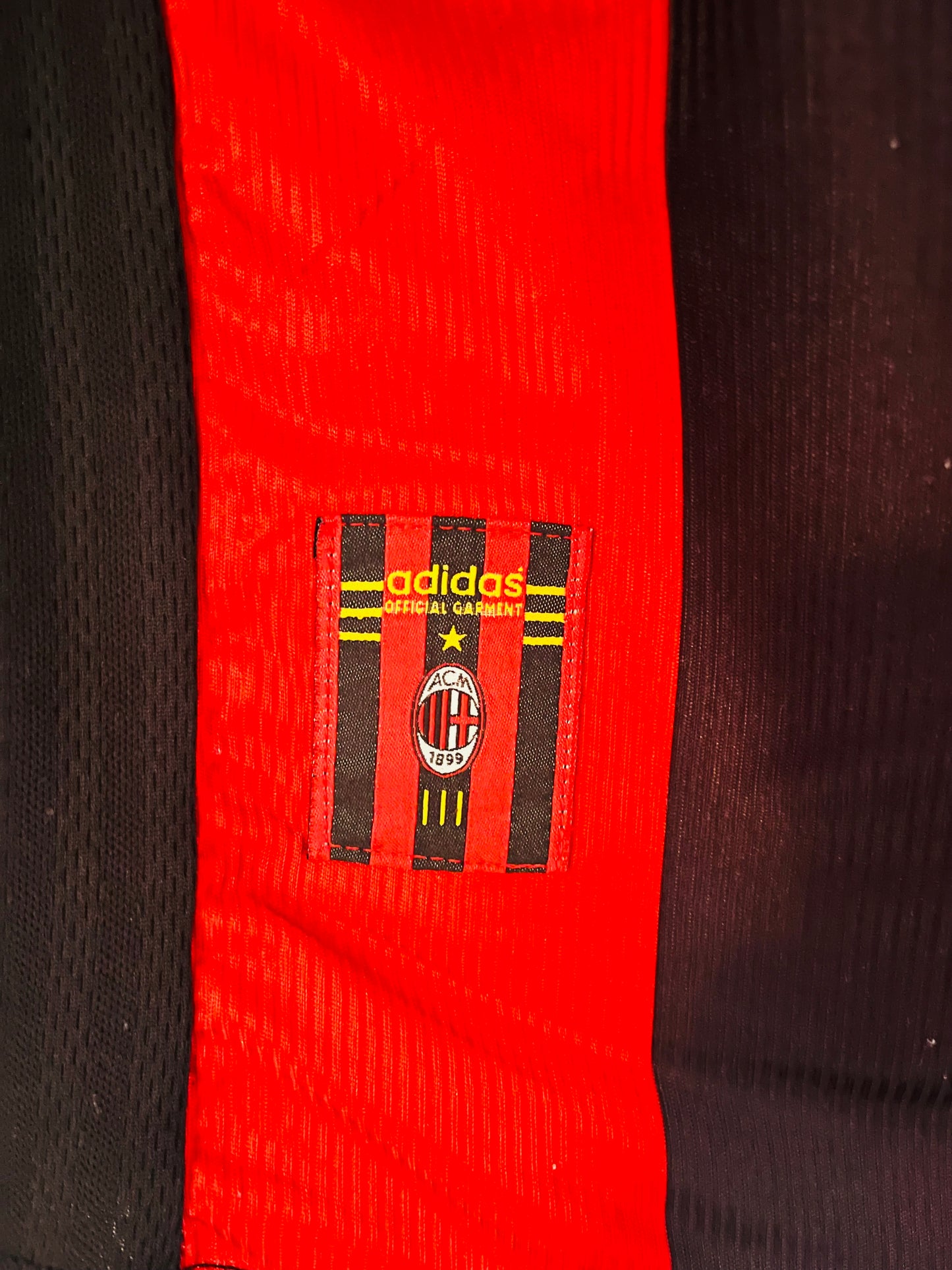 AC Milan home football shirt 1998/2000 Maldini XL