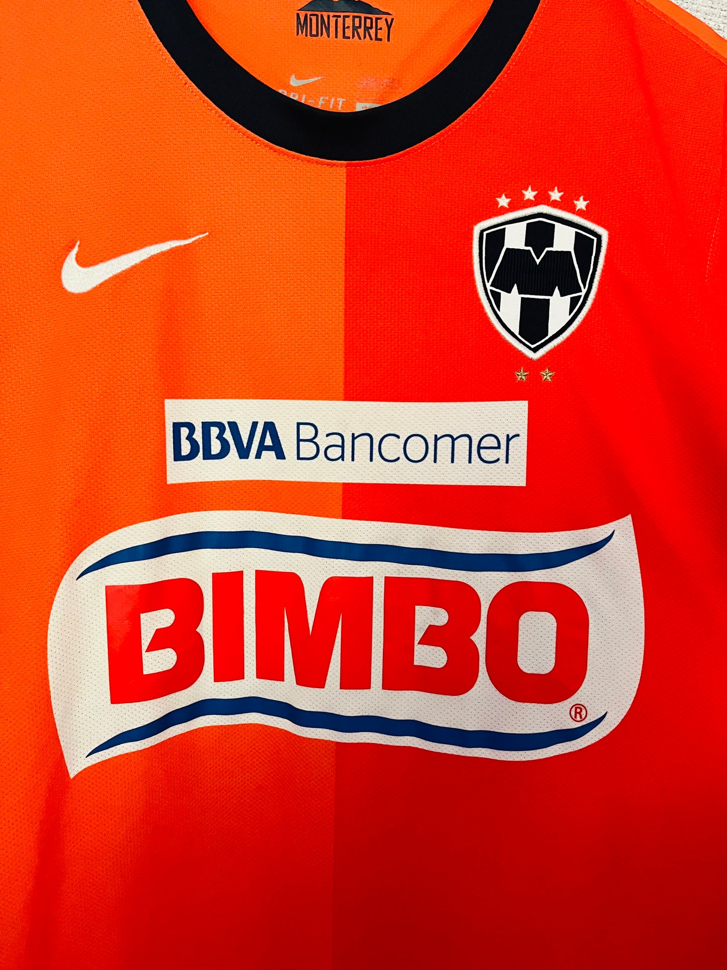 Monterrey away football shirt
2013/14 Large