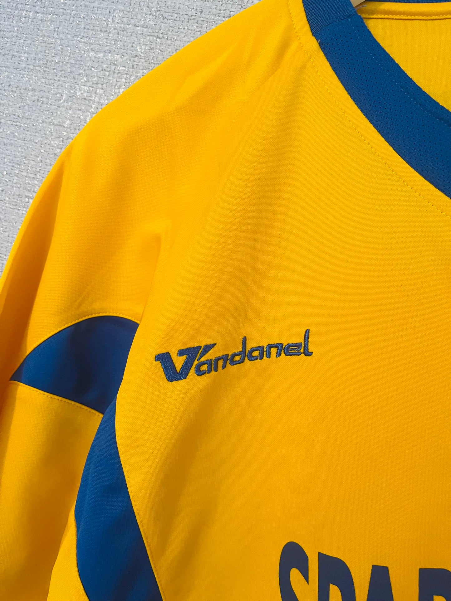 Torquay United home football shirt
2007/08 Large