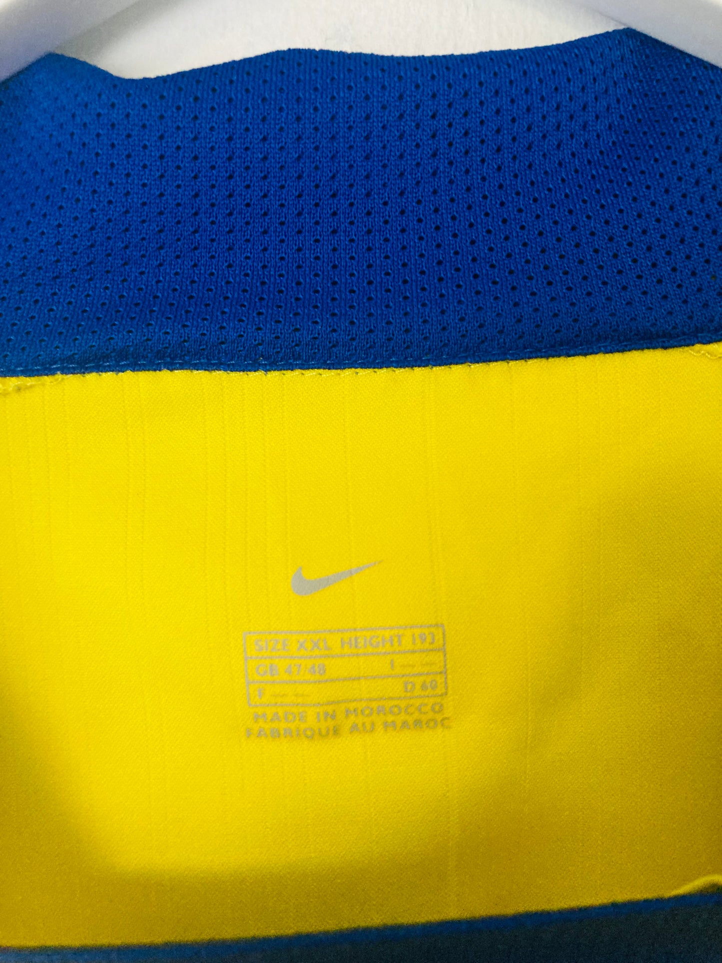 Arsenal away football shirt
2003/04 Bergkamp XXL
