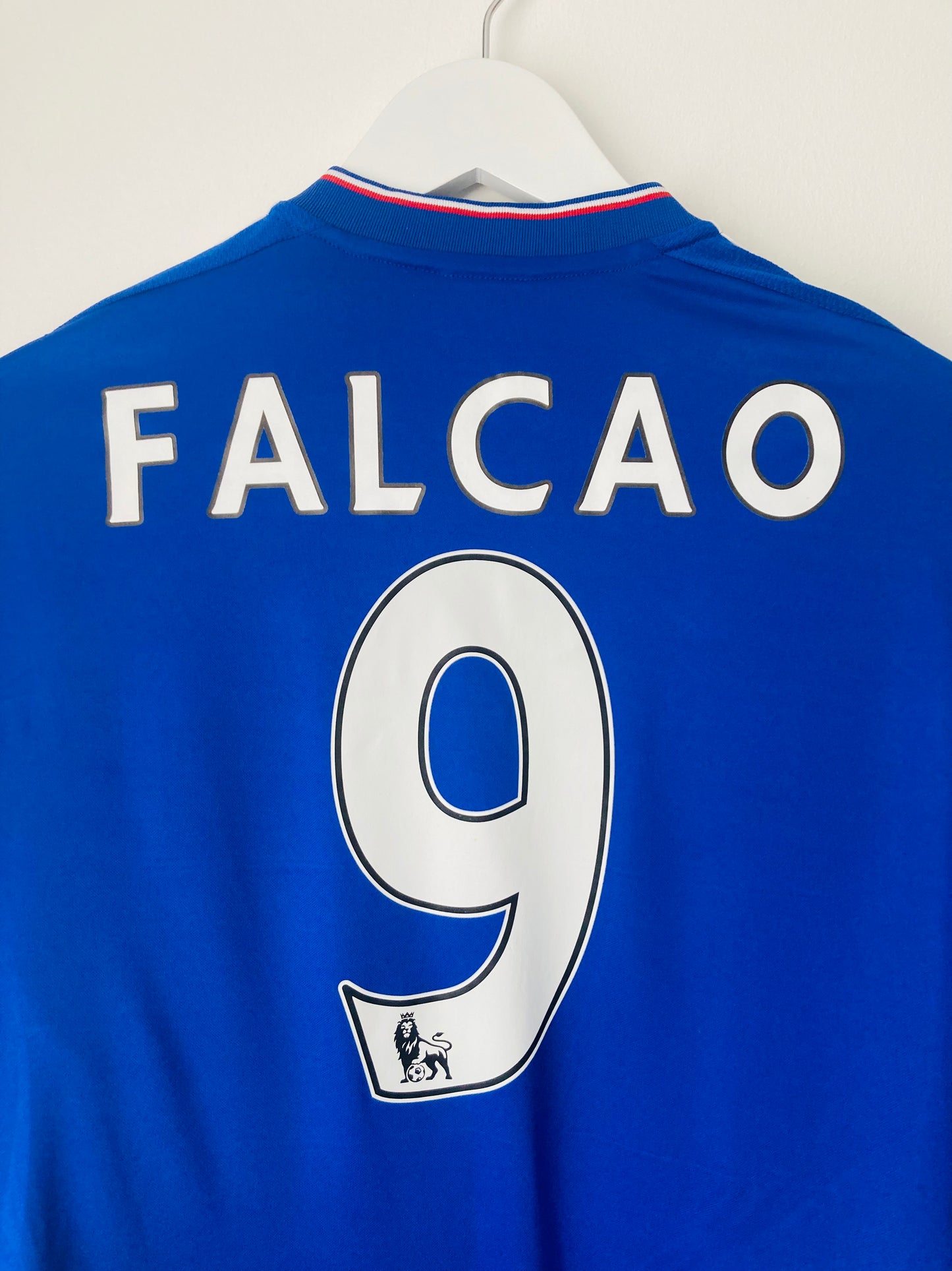 Chelsea home football shirt
2015/16 Falcao Large