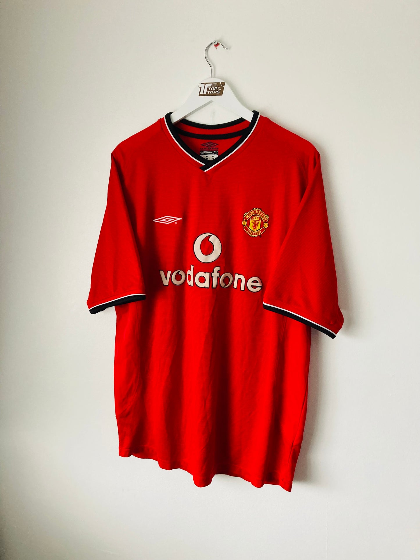 Manchester United home football shirt
2000/02 Giggs XL