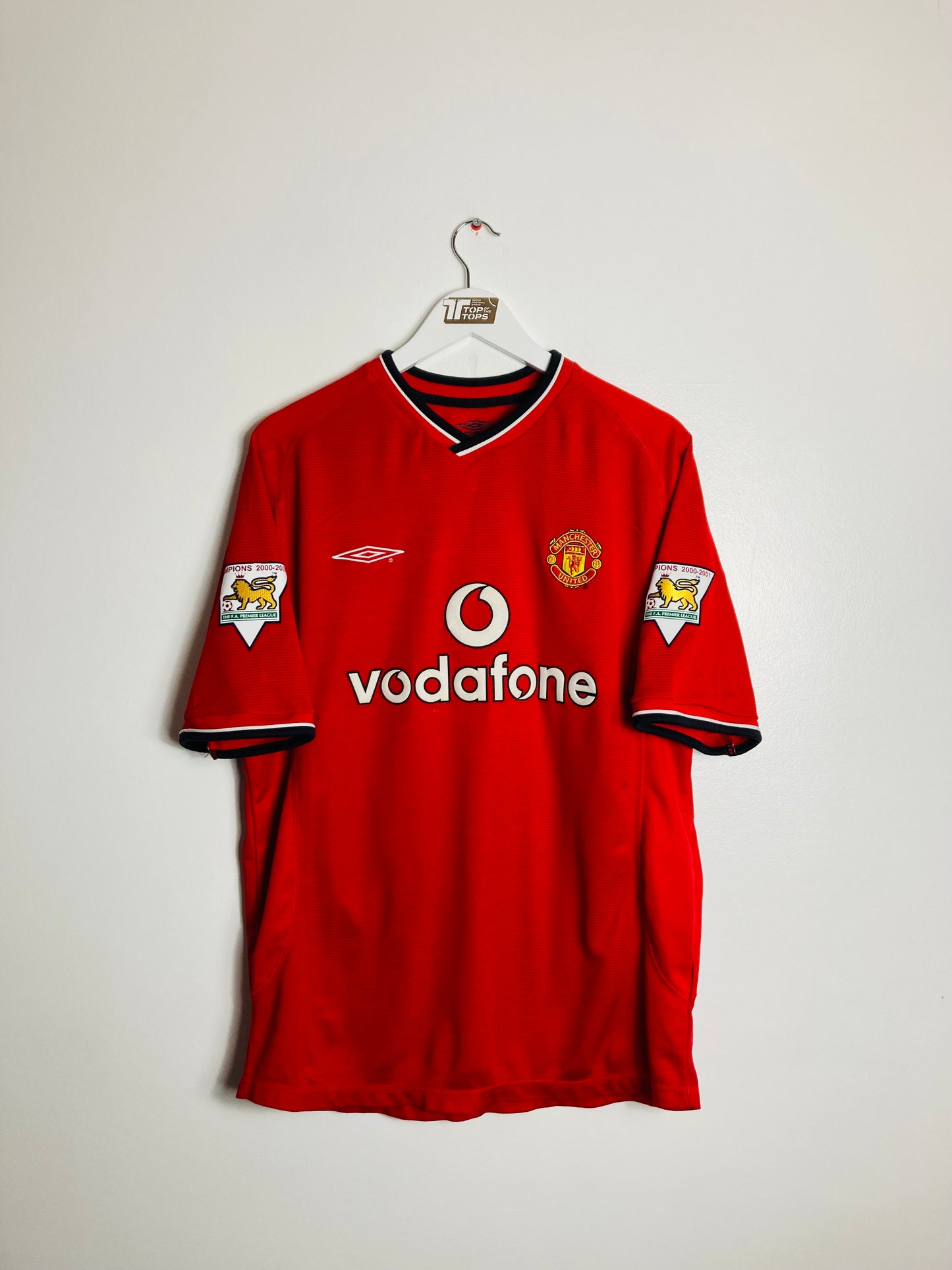 Manchester United home football shirt
2001/02 Scholes Large