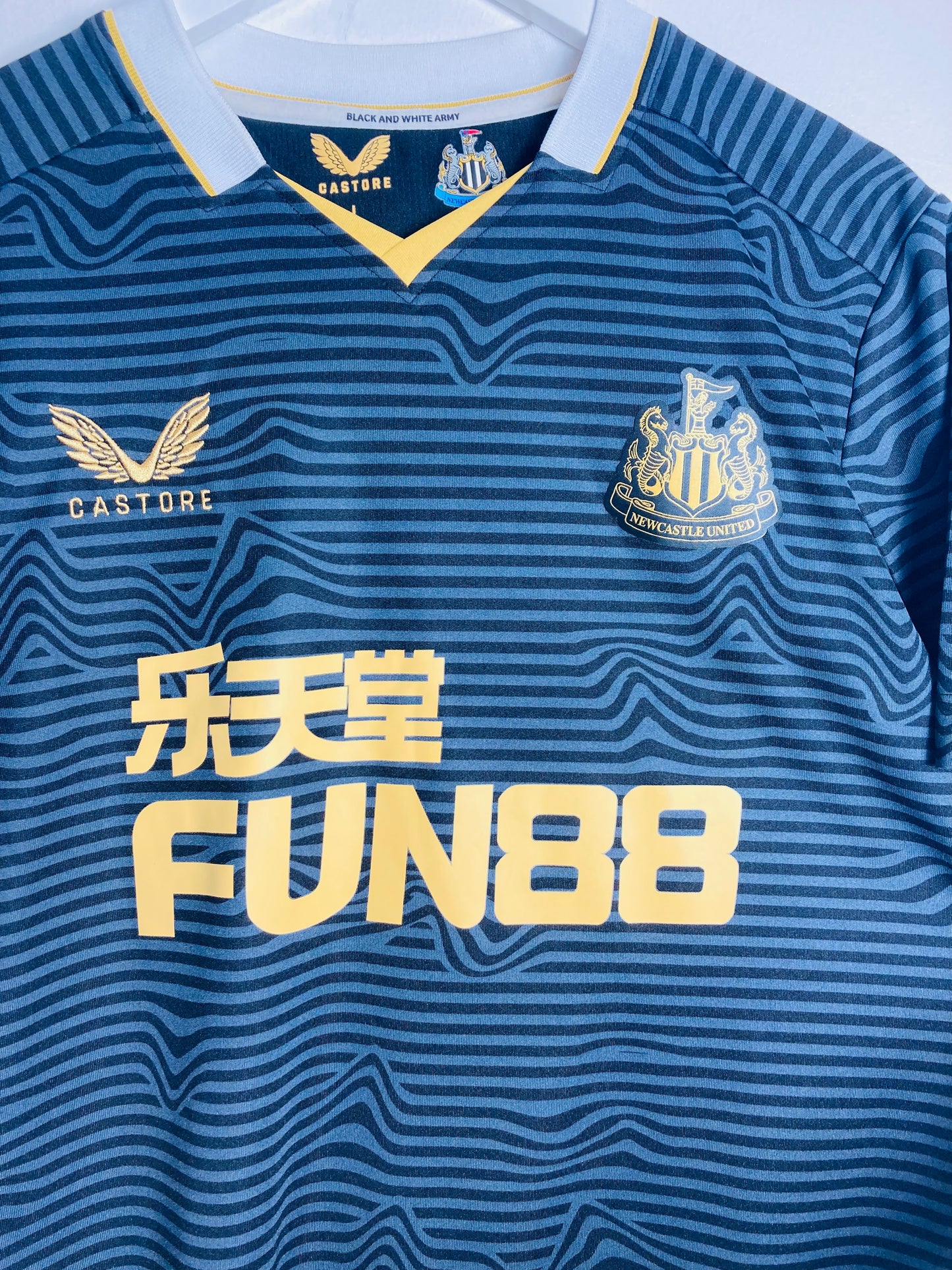 Newcastle United third football shirt
2021/22 large