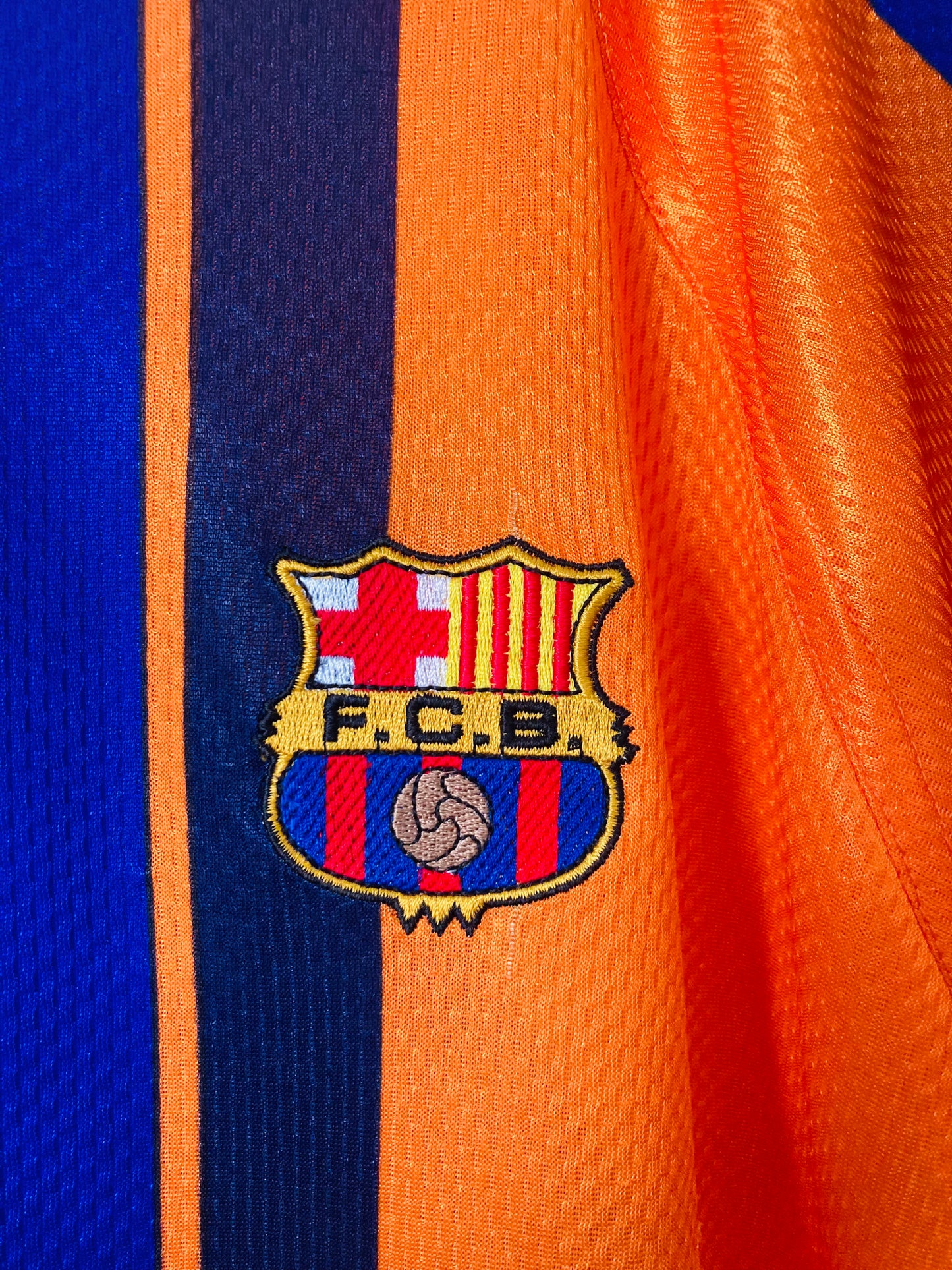 Barcelona away football shirt
1997/98 Rivaldo XXL