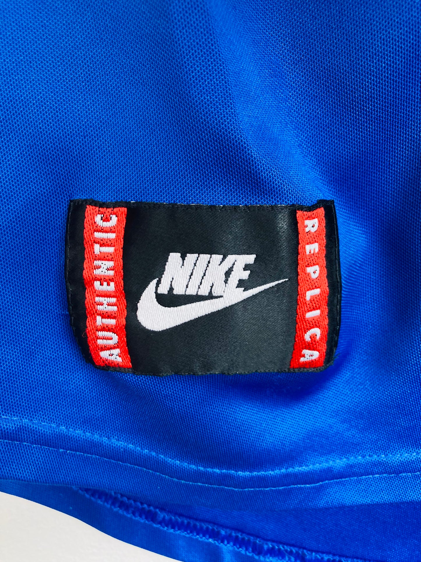 Italy home football shirt Euro 1996 Maldini Medium fit