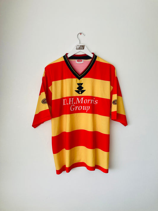 Partick thistle home football shirt
1999/2000 Large