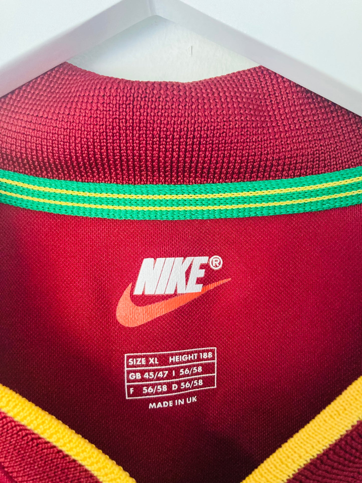 Portugal home football shirt
1998/99 Rui Costa XL