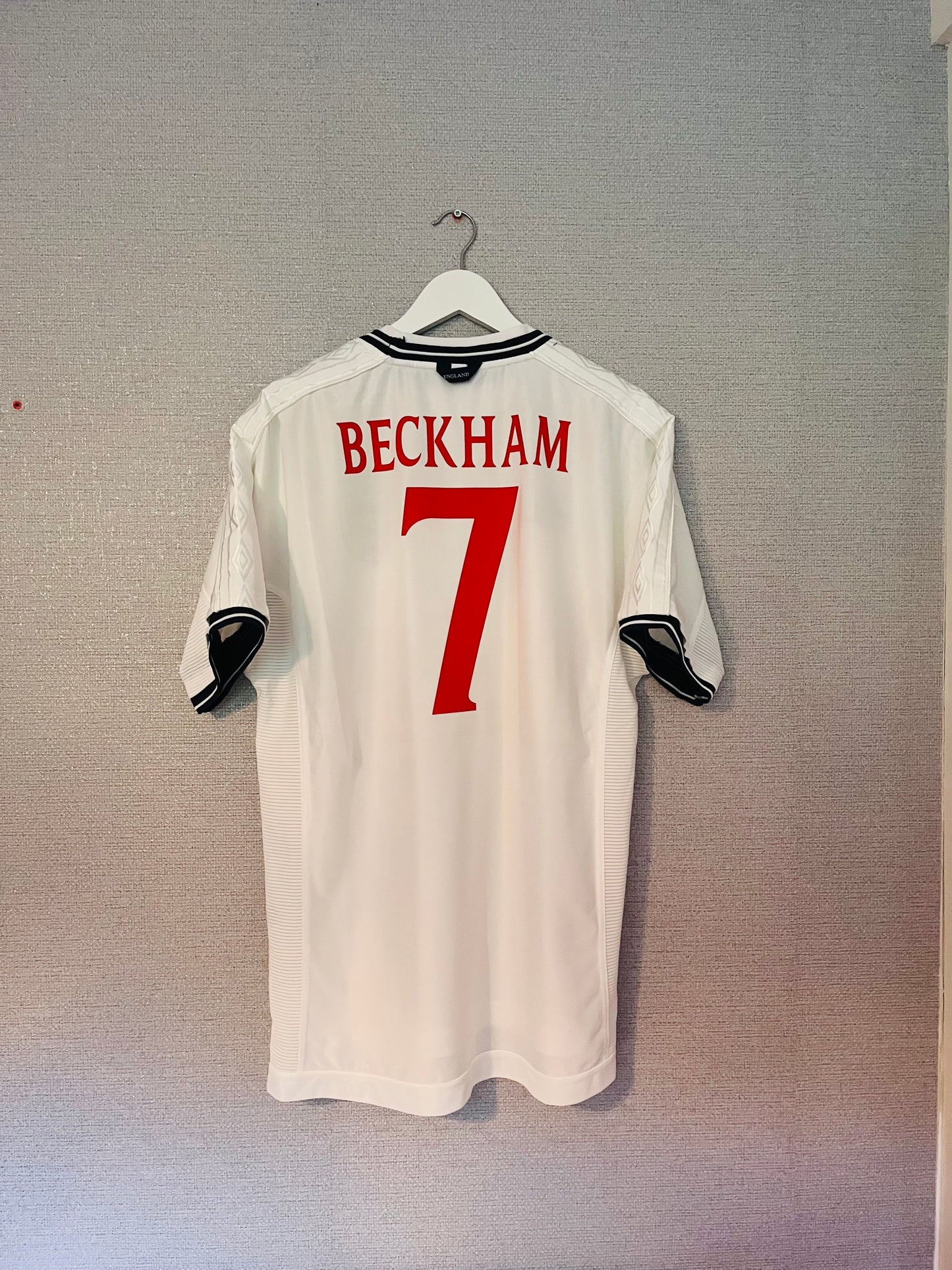 England home football shirt 1999/2000 Beckham XL