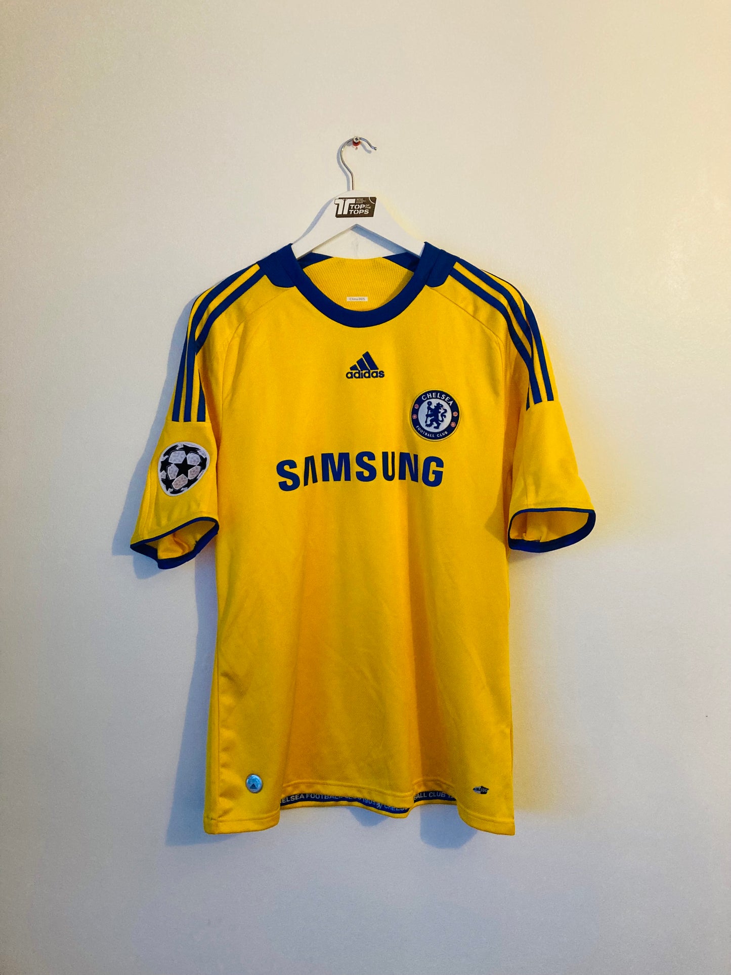 Chelsea third football shirt
2008/09 Deco Large