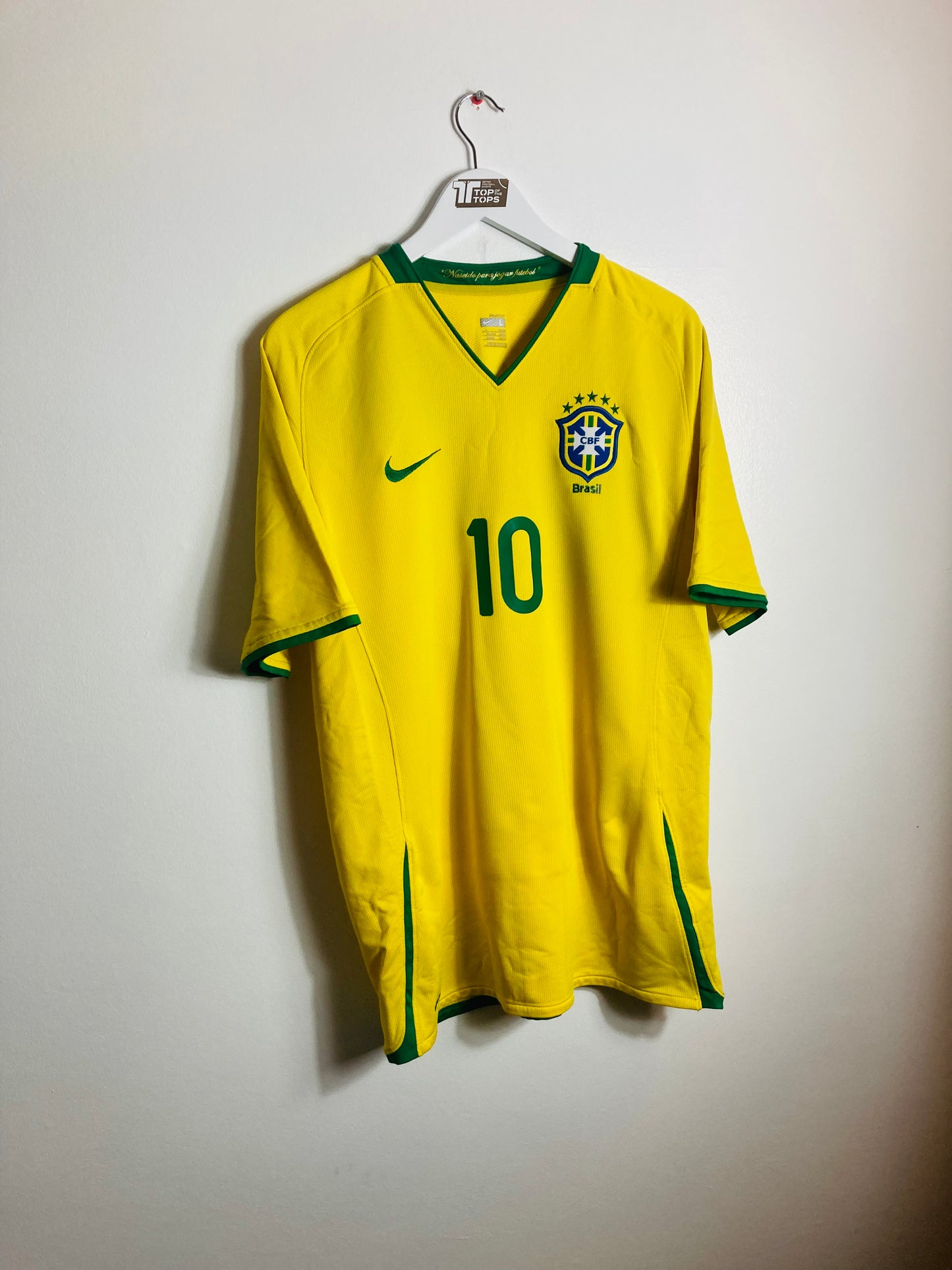 Brazil home football shirt 2008/10 Ronaldinho Large