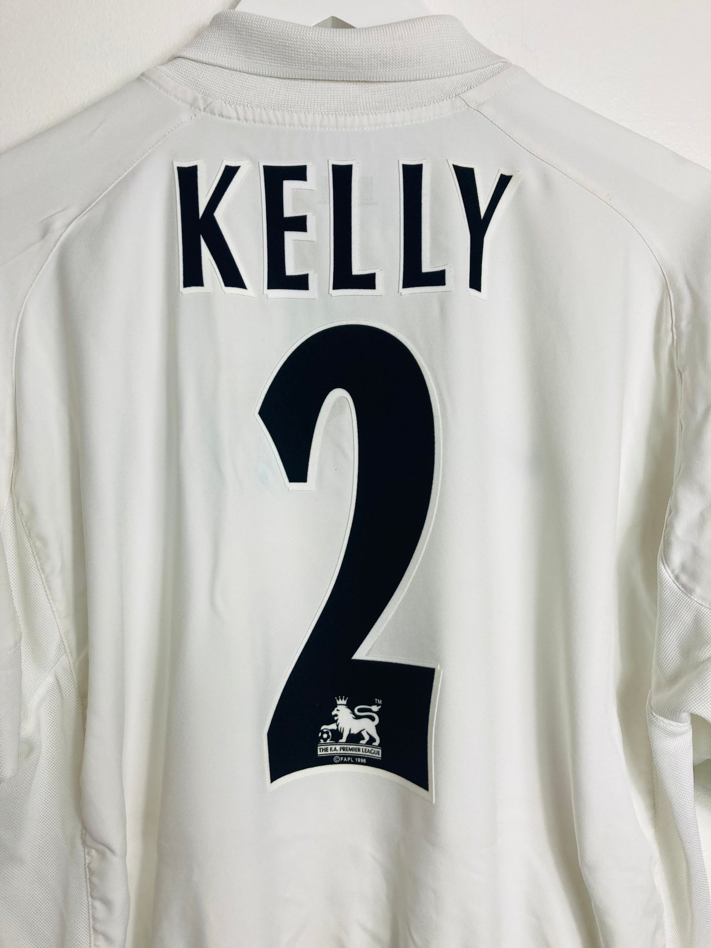 Leeds United home football shirt
2002/03 Kelly XL