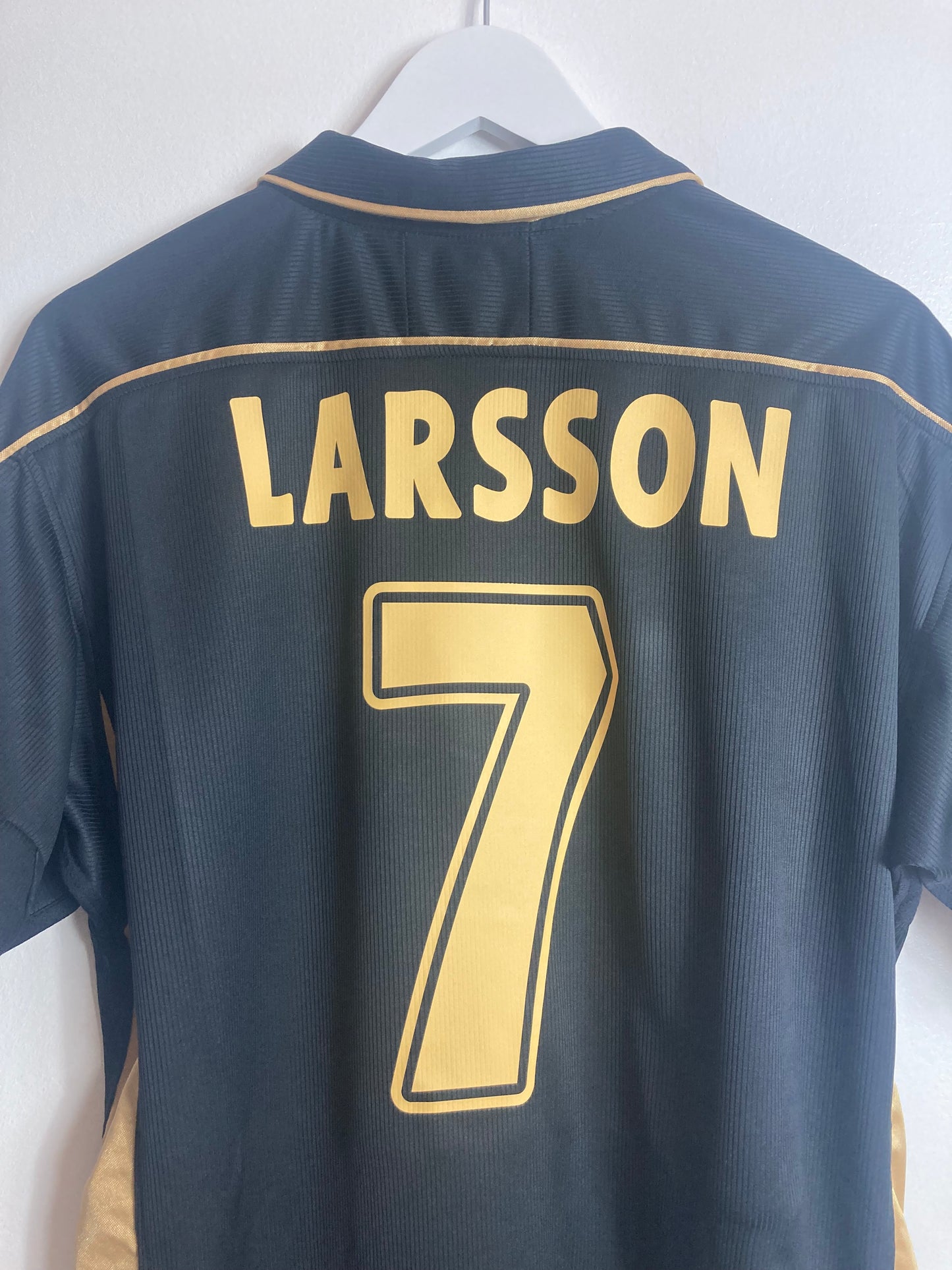 Glasgow Celtic away football shirt 2003/04 Larsson XL