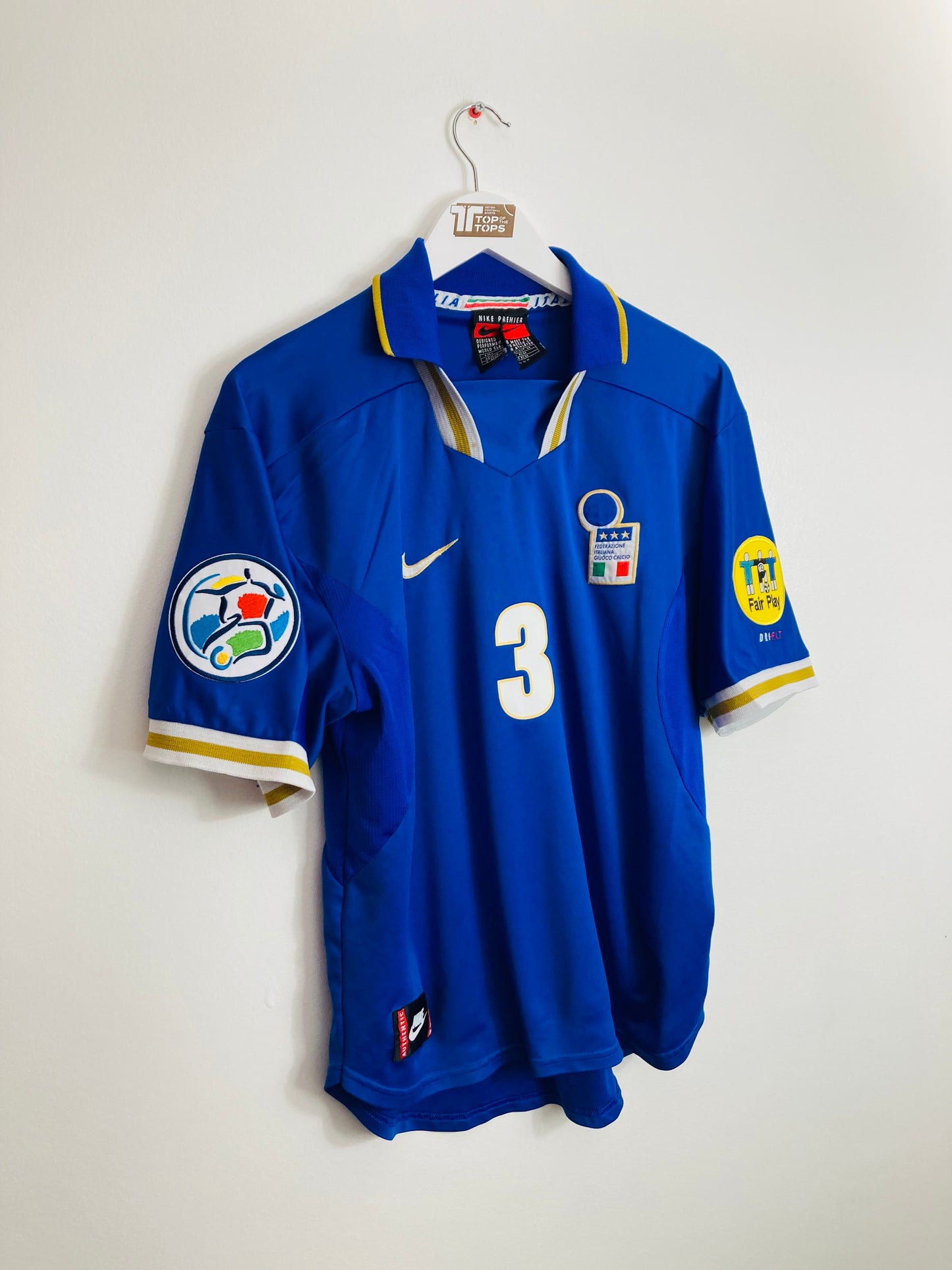 Italy home football shirt Euro 1996 Maldini Medium fit
