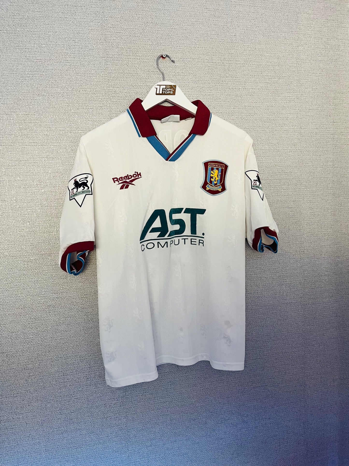 Aston Villa away football shirt 1996/98 Yorke Medium