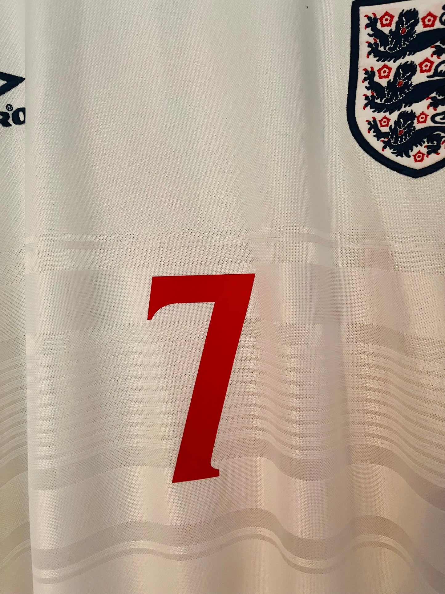 England home football shirt 1999/2000 Beckham XL