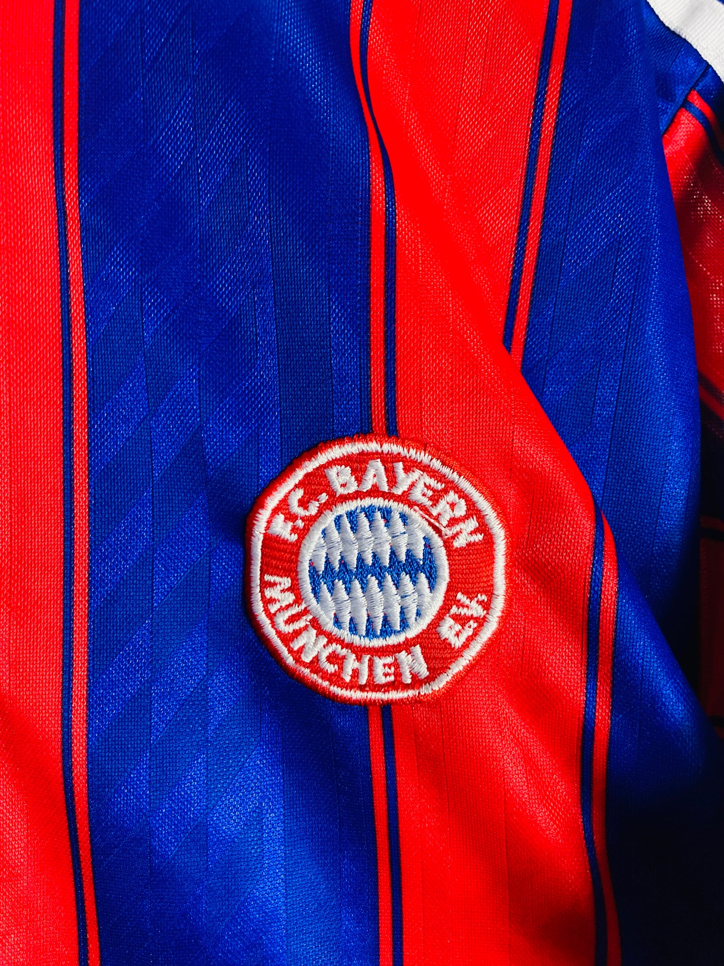 Bayern Munich home football shirt
1995/97 Scholl Medium