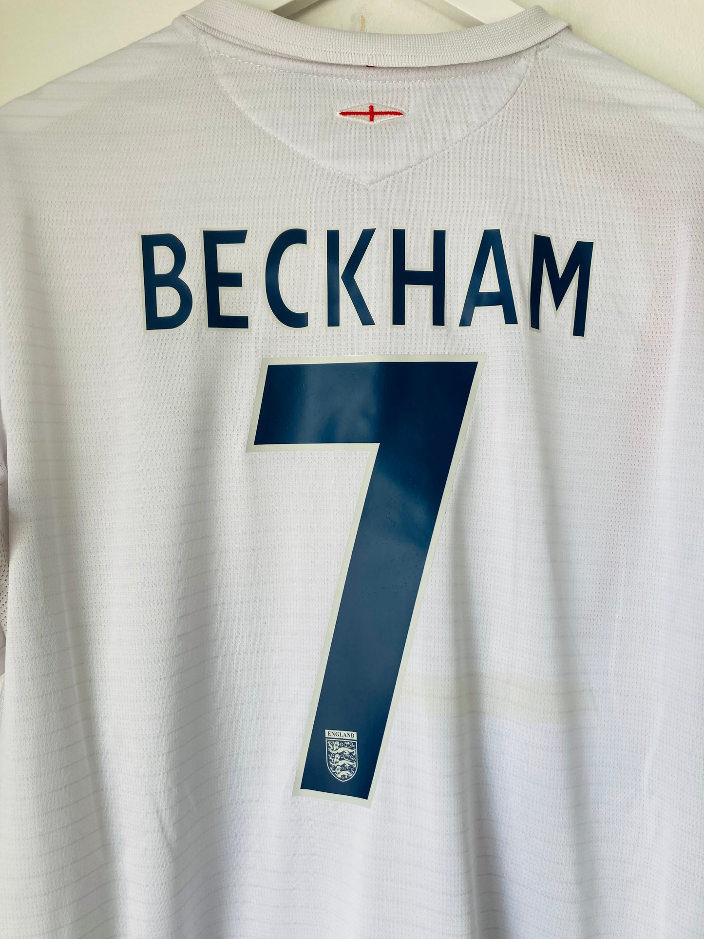 England home football shirt
W/C 2006 Beckham XL
