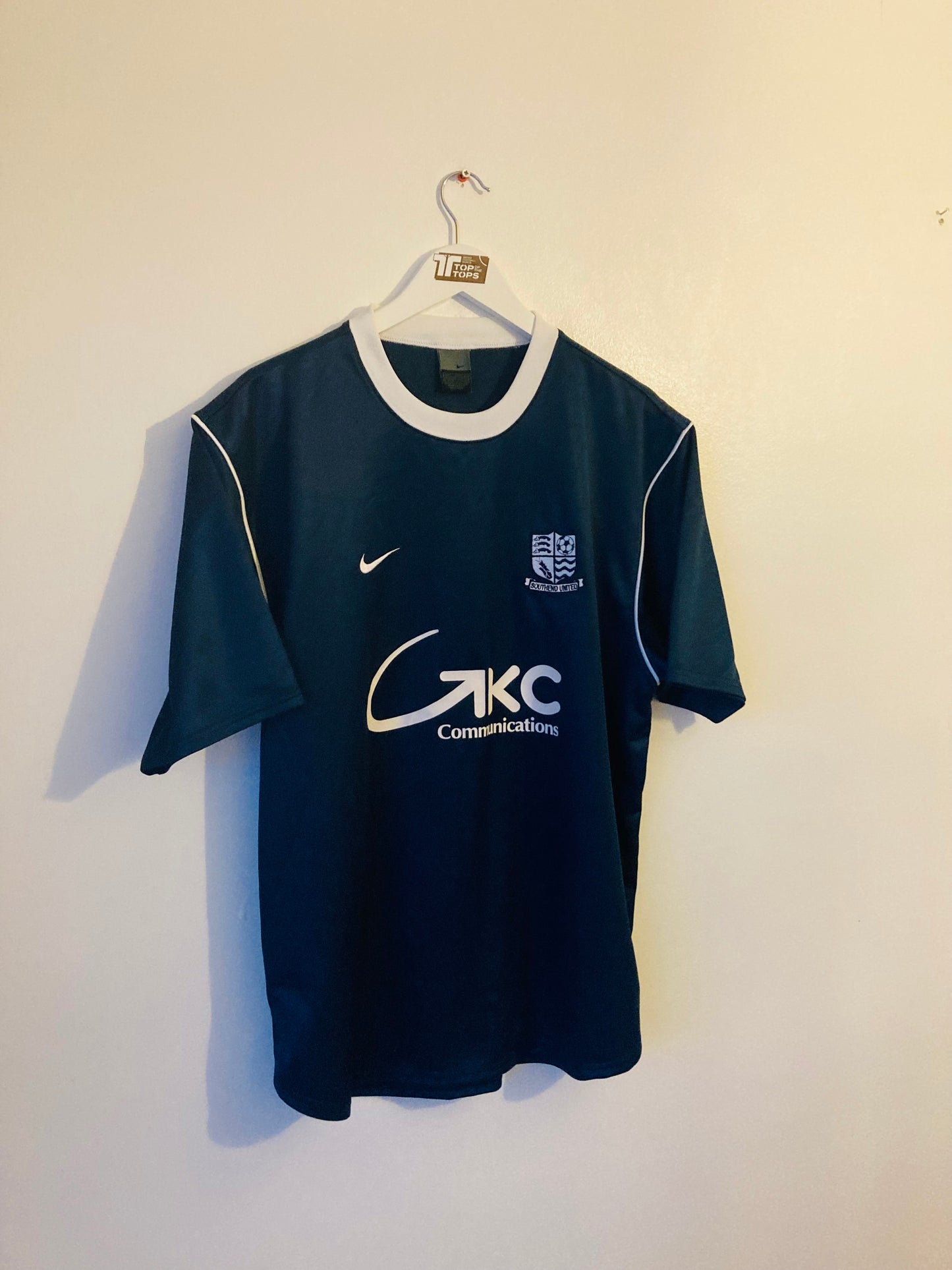 Southend United home football shirt
2003/04 Large